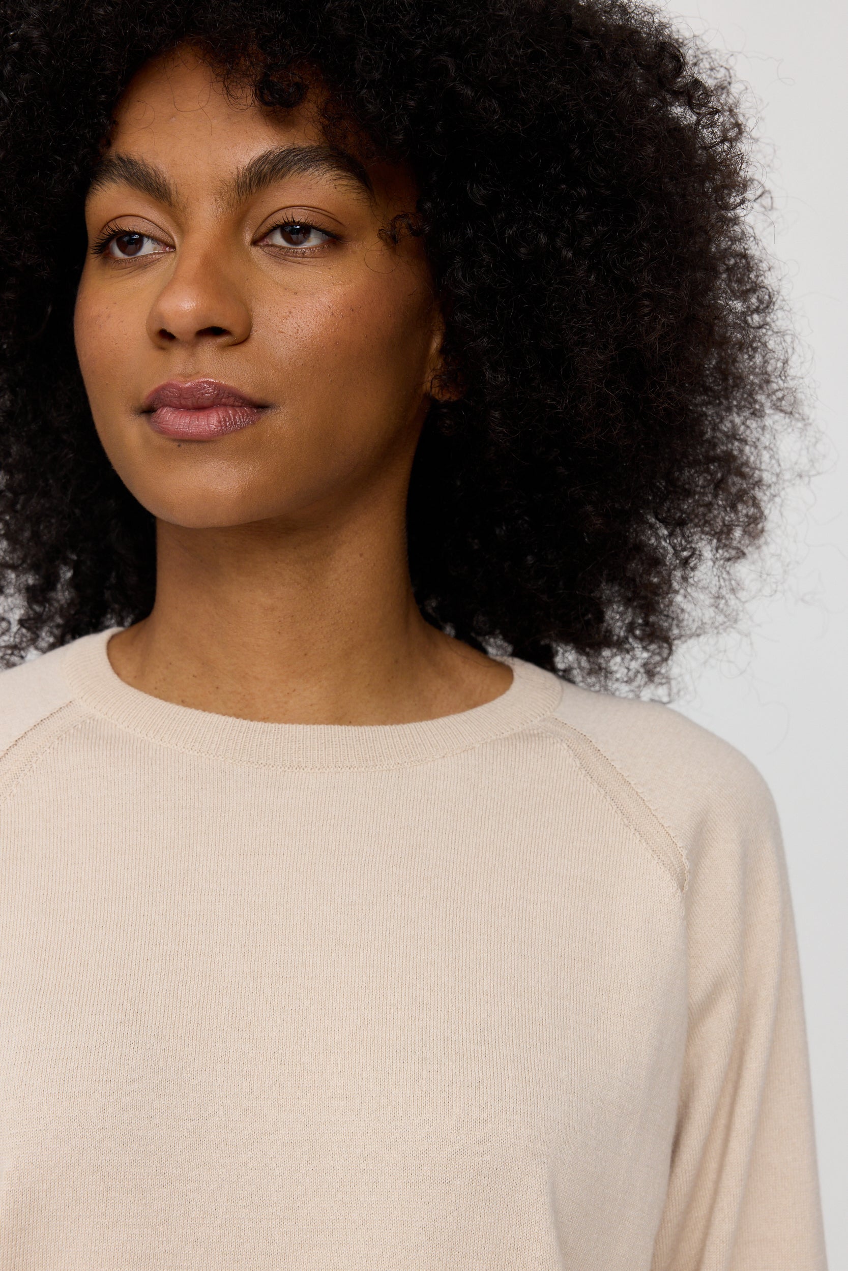Fine Knit Jumper Raglan - Eggshell