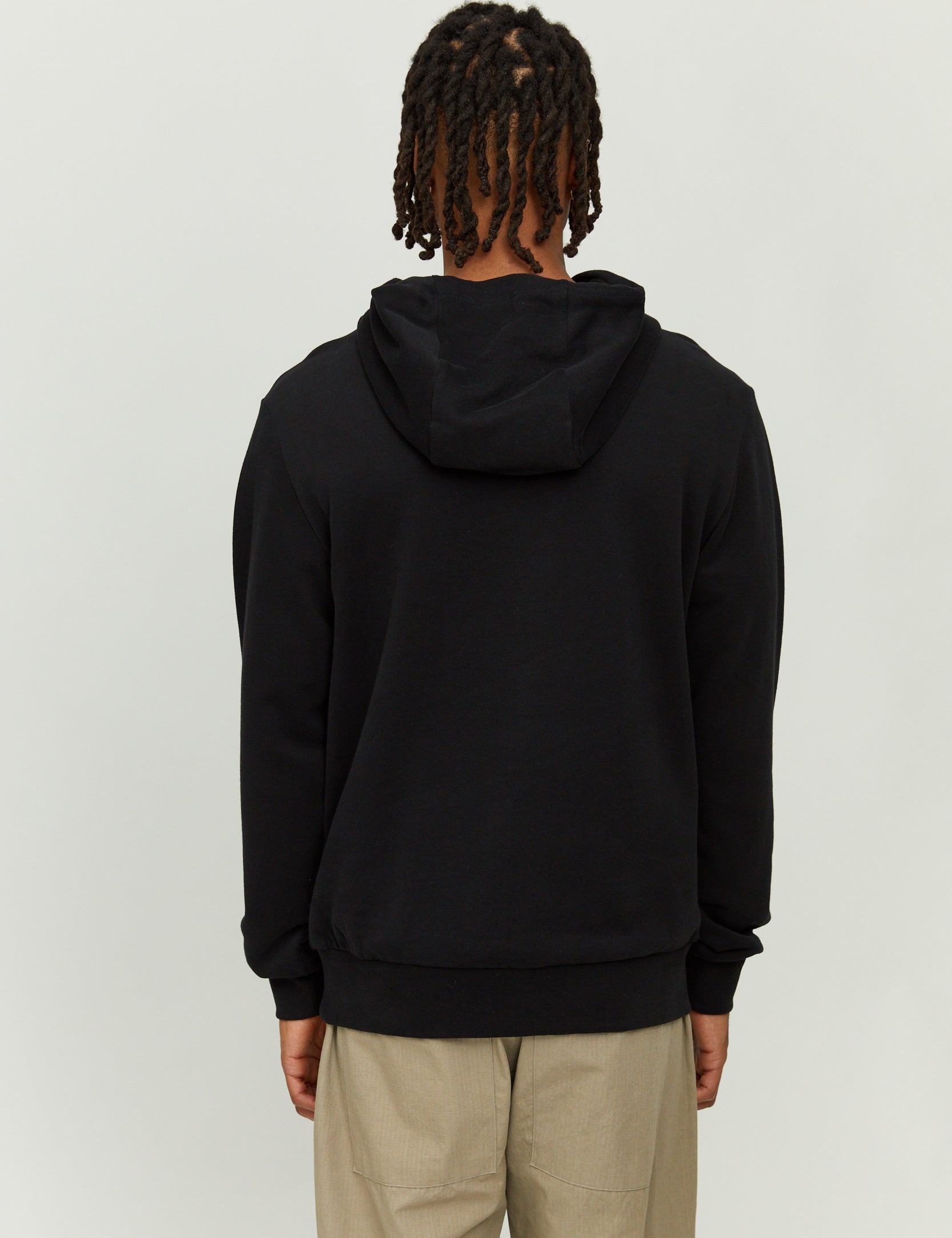 24303110_burwood-hoodie_black_02.jpg
