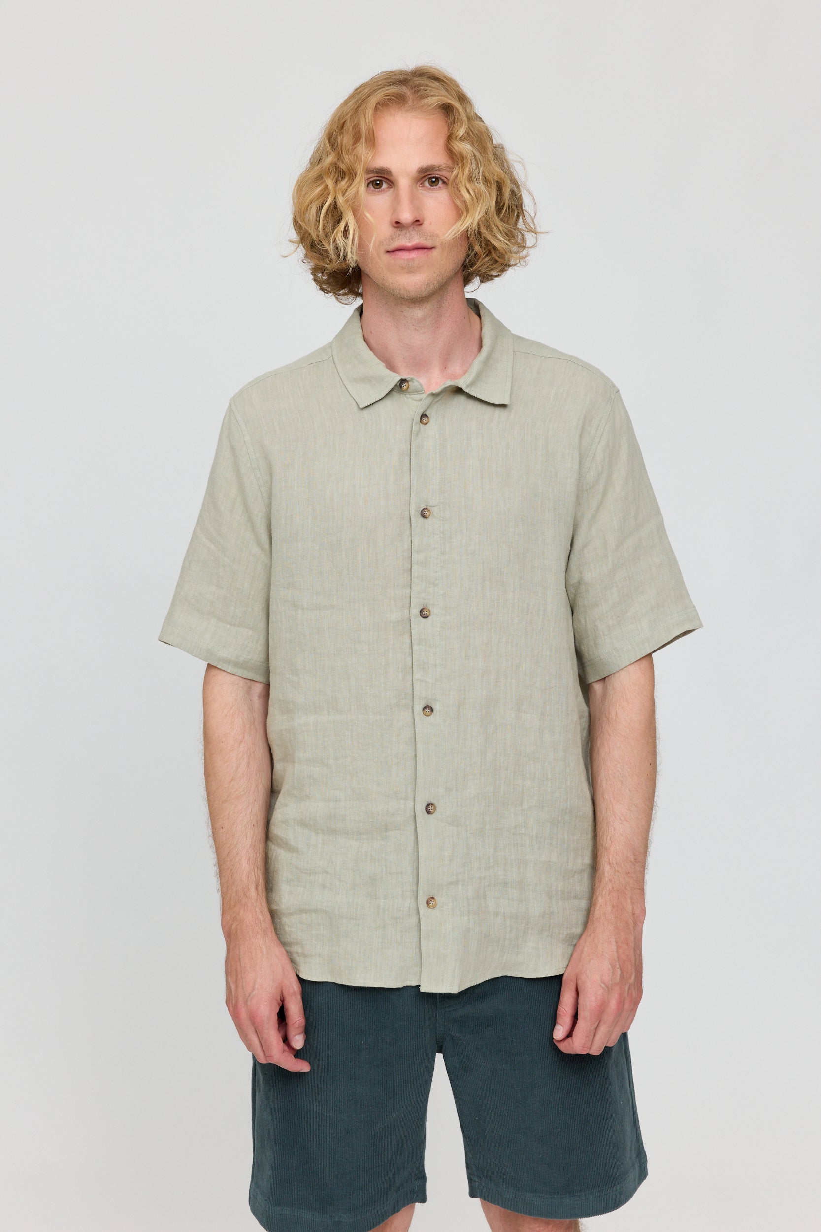Shortsleeve Linen Shirt