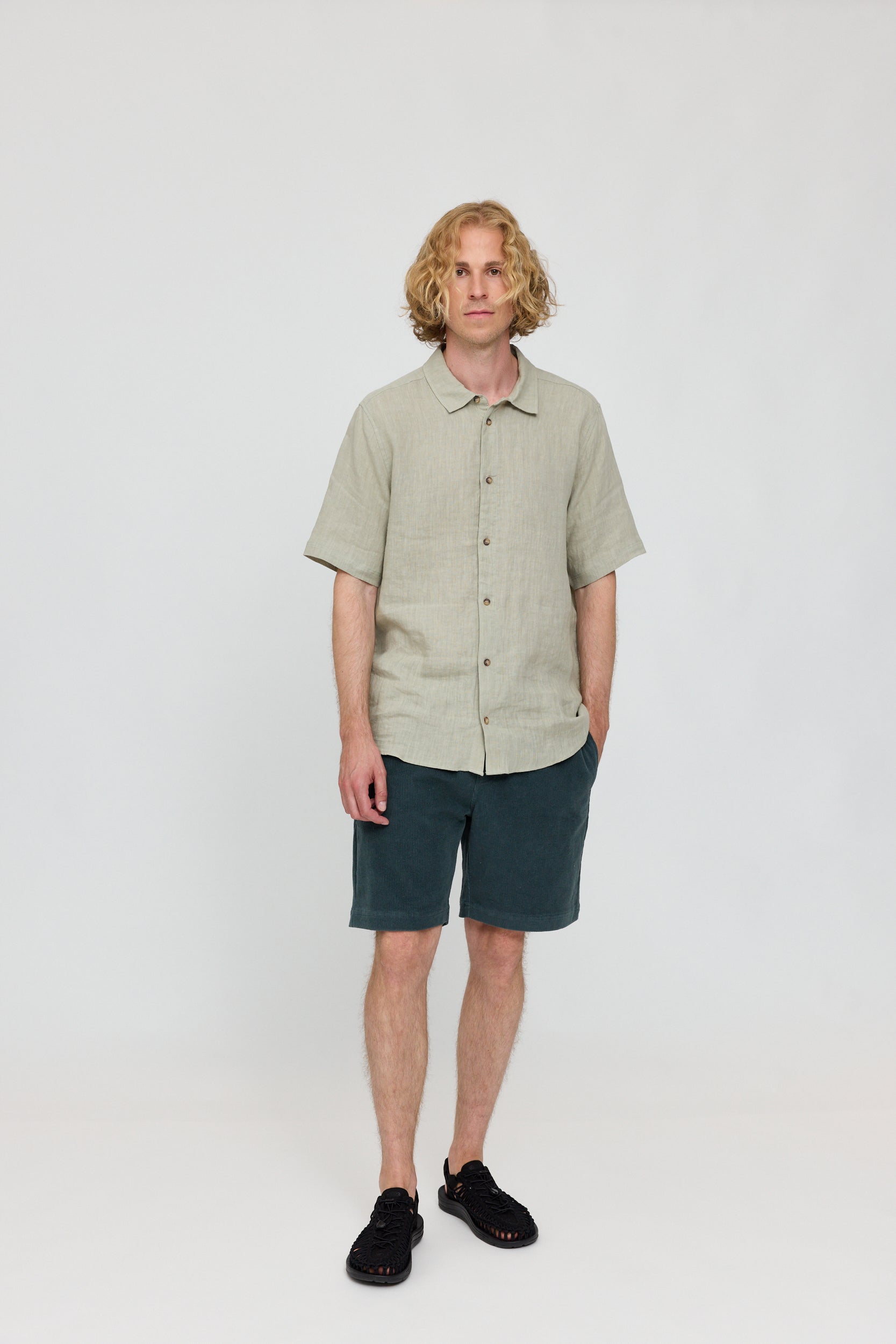 Shortsleeve Linen Shirt
