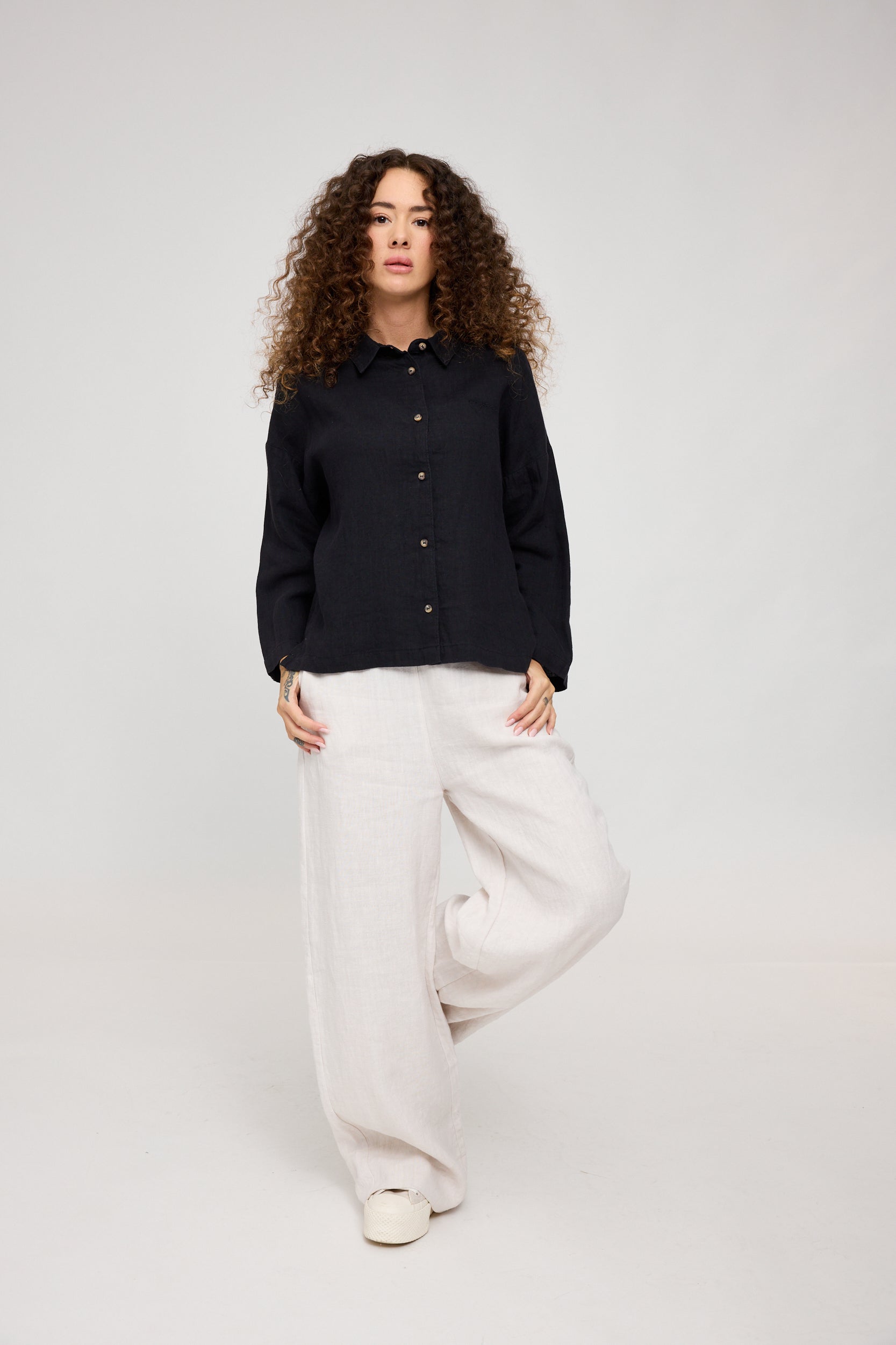 3/4 Sleeve Linen Shirt - Black