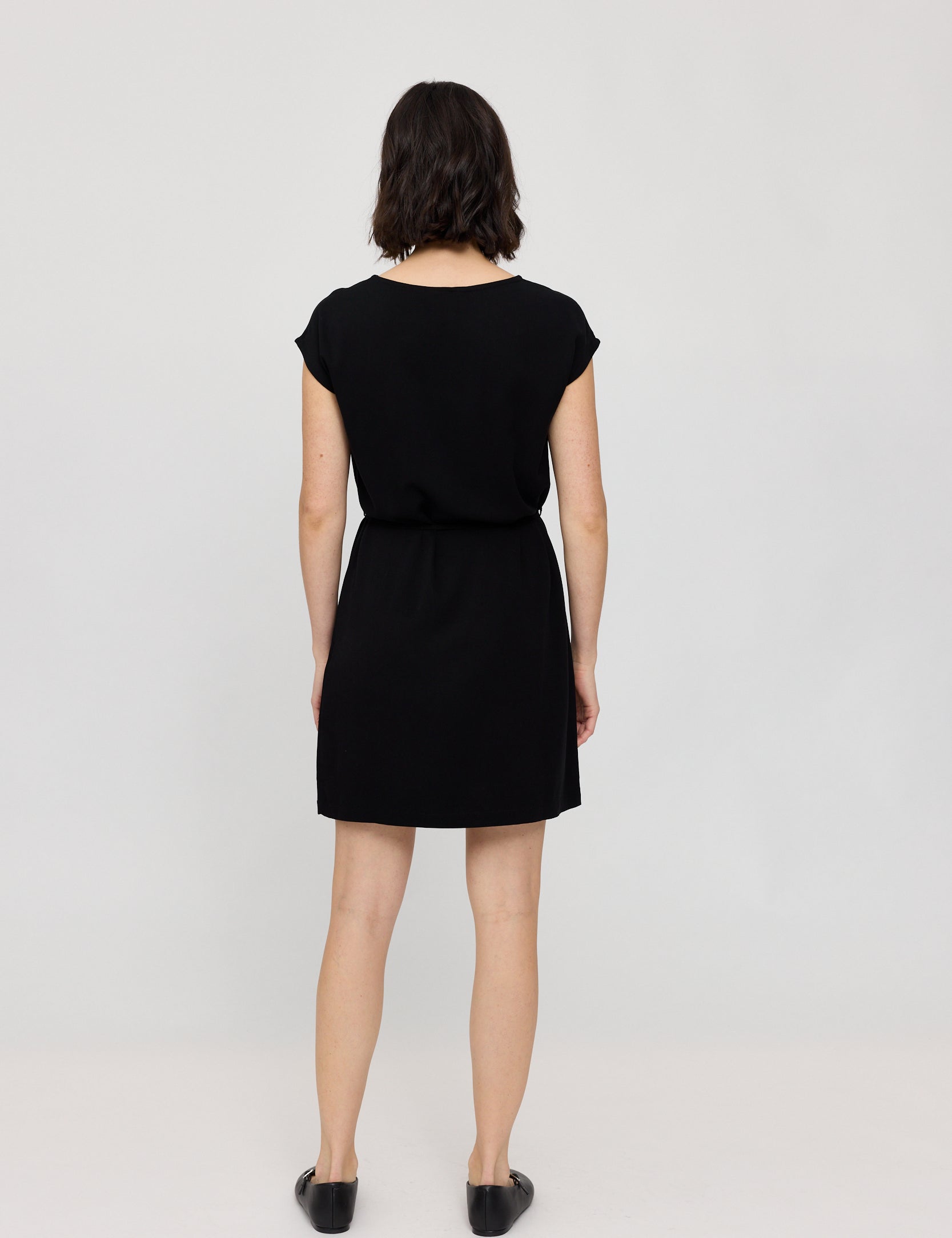 25134254_black_02.jpg