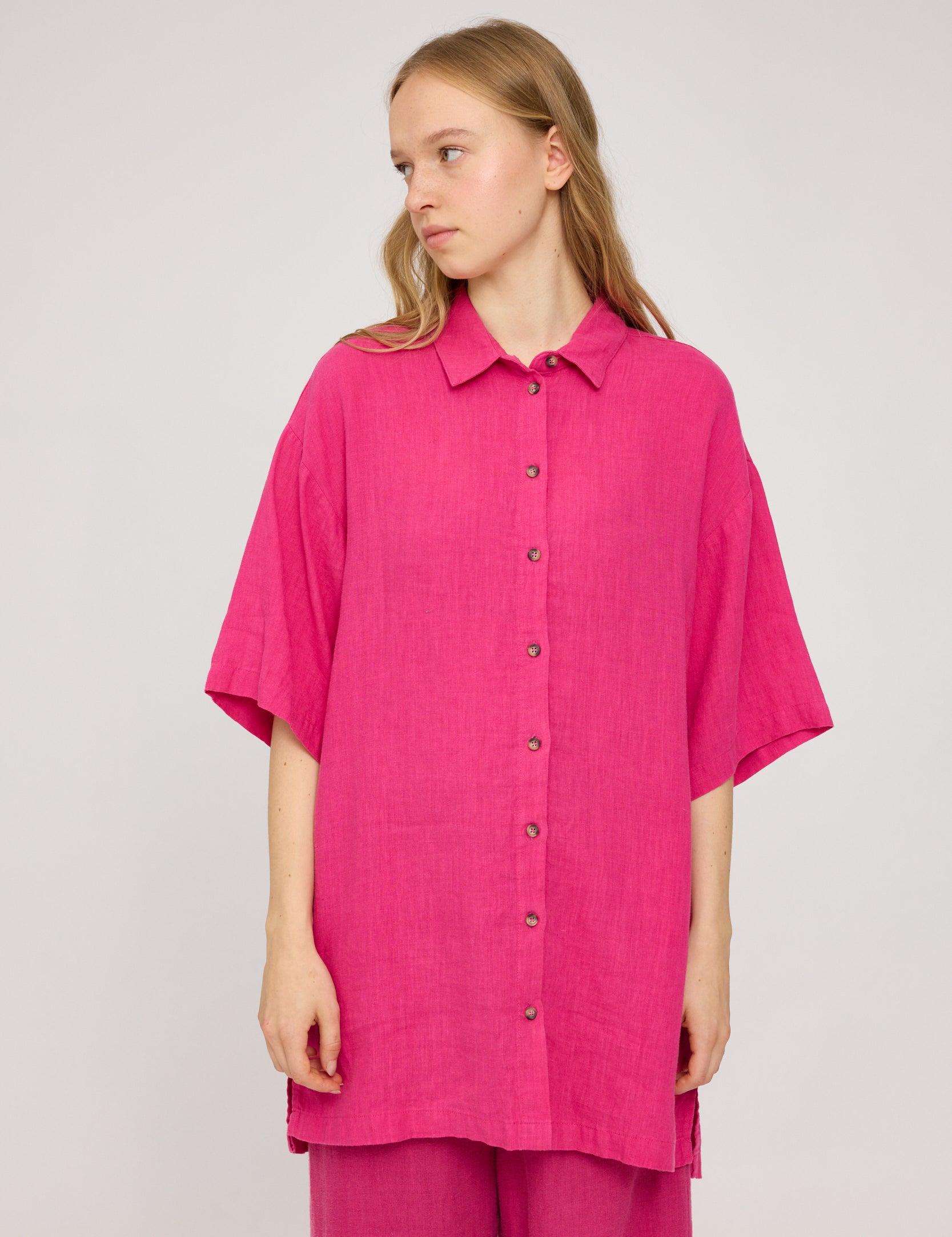 25134264_fuchsia_01.jpg