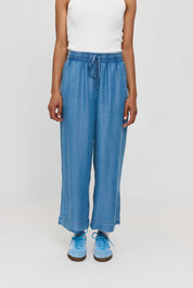 Wide Leg Denim Pants w Belt