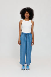 Wide Leg Denim Pants w Belt