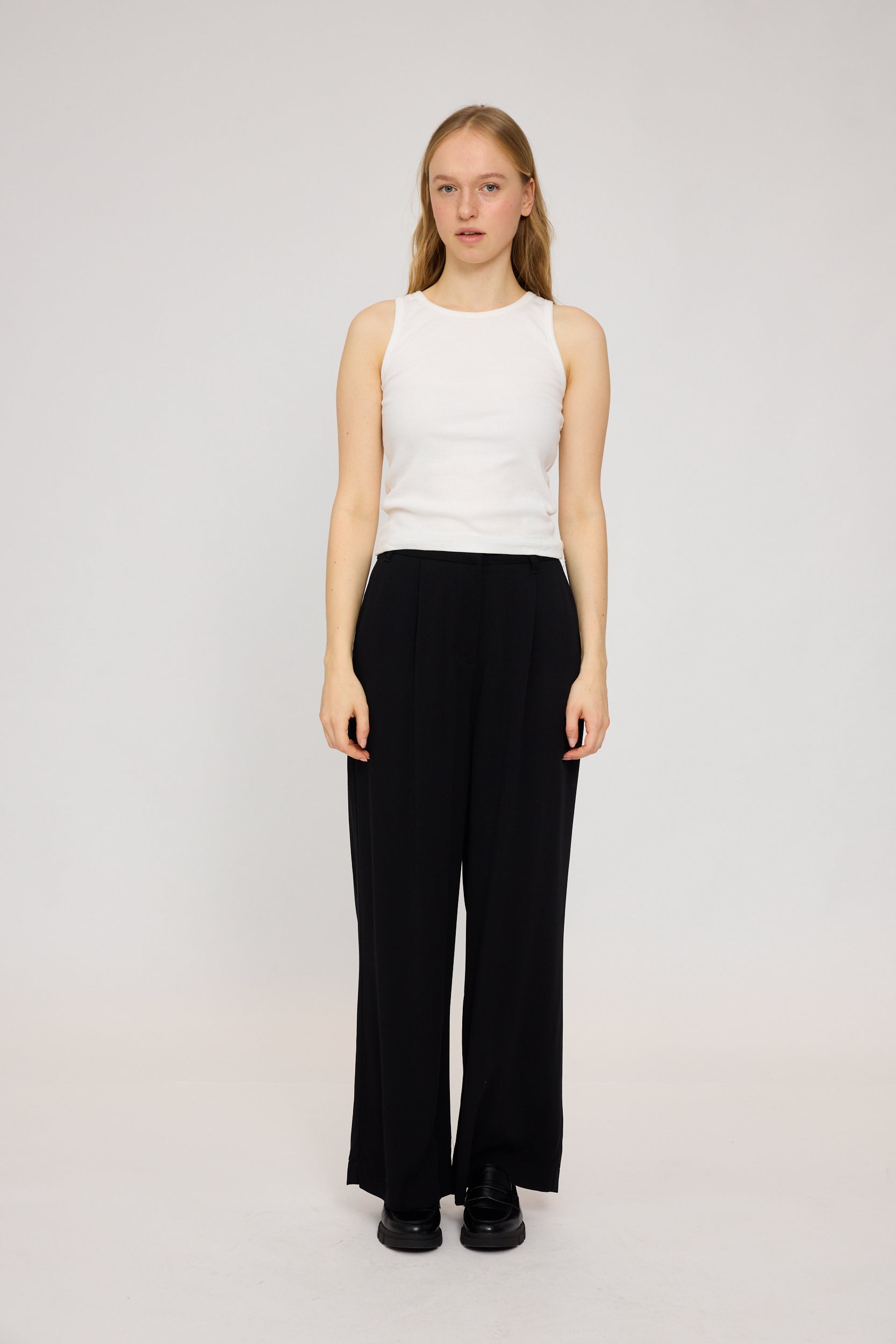 Pleated Pants - Black