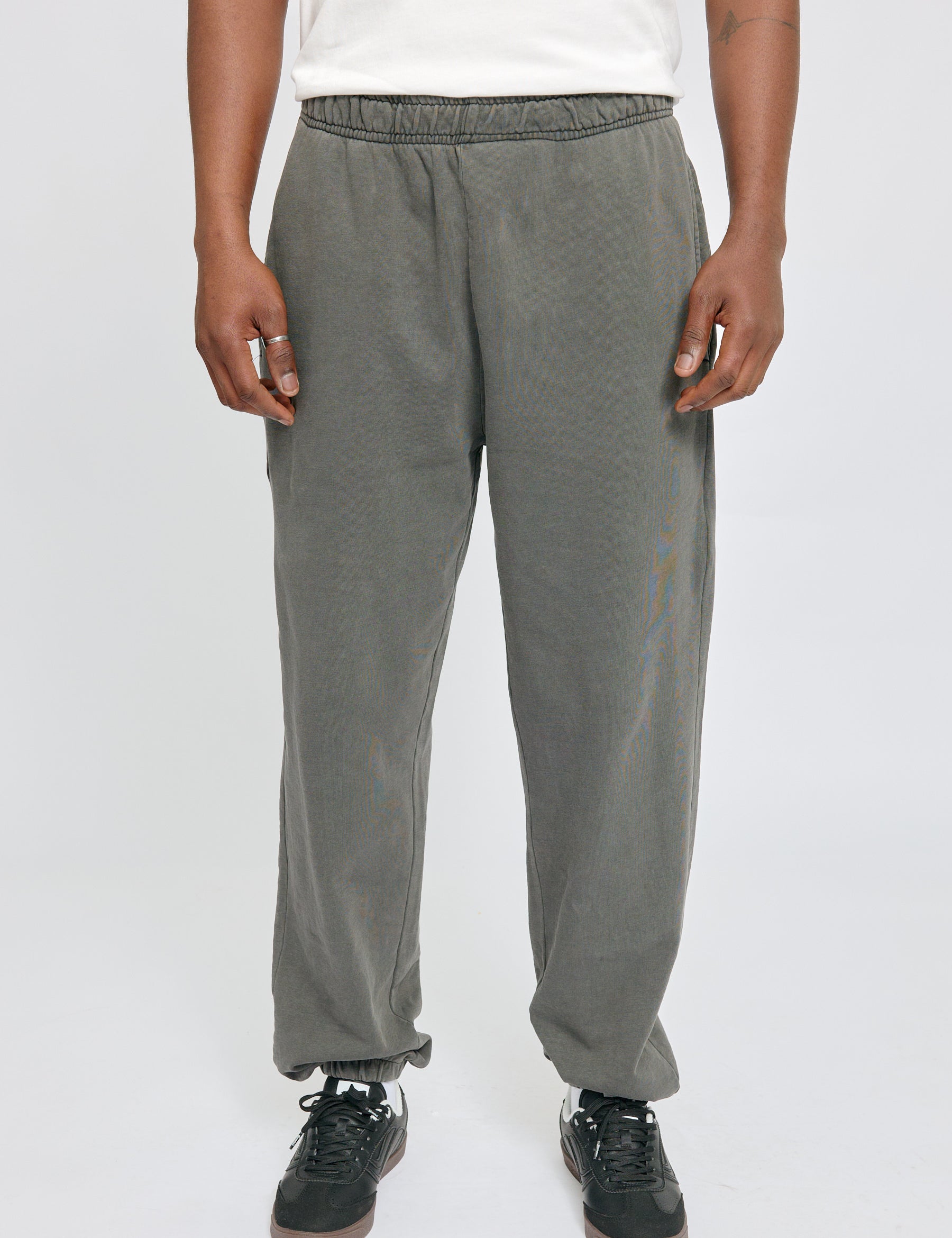 25316600_natural-dye-anthracite_01.jpg