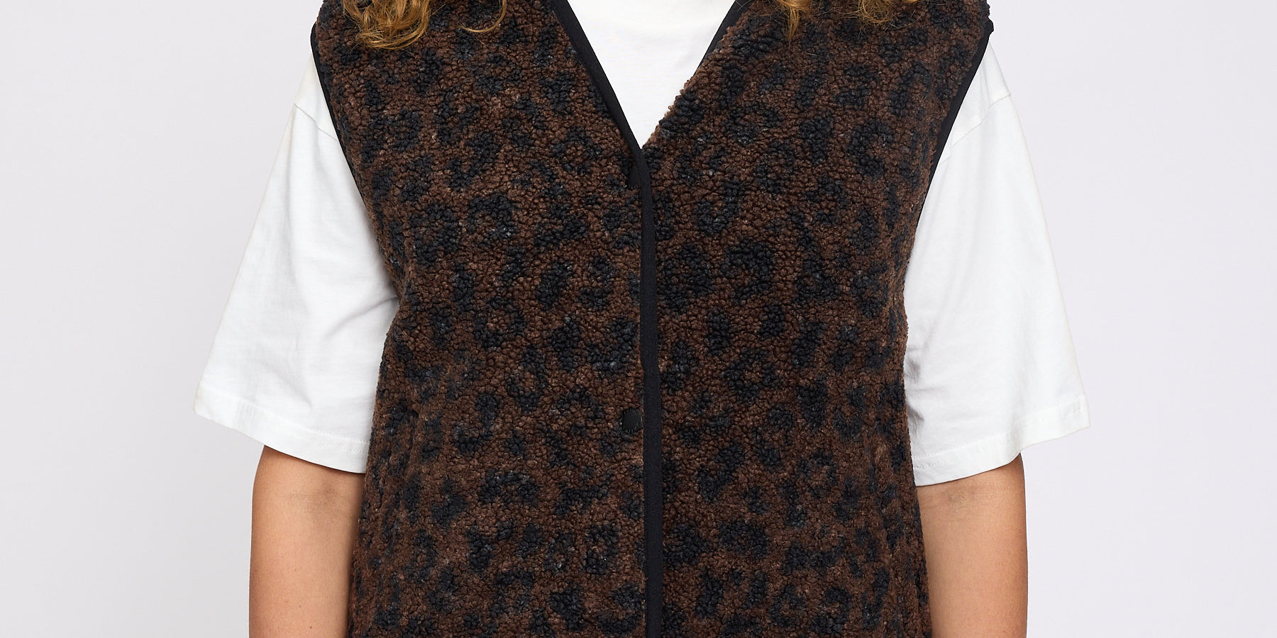 25331563_chocolate-brown-printed_01.jpg