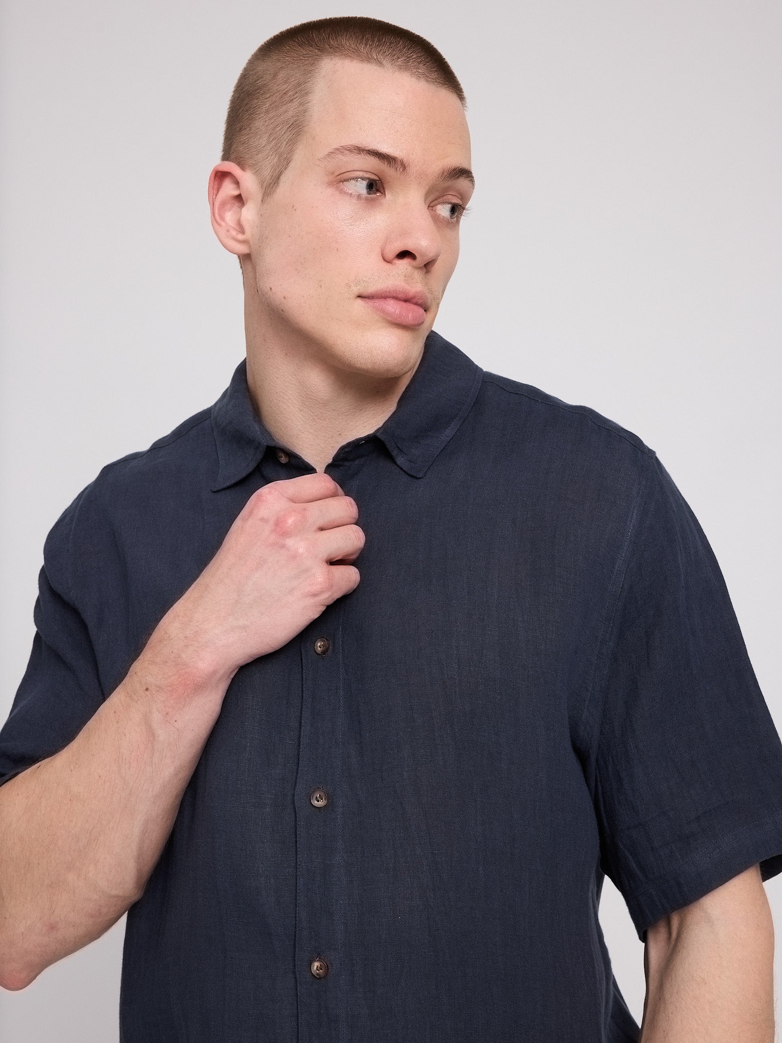 Shortsleeve Linen Shirt