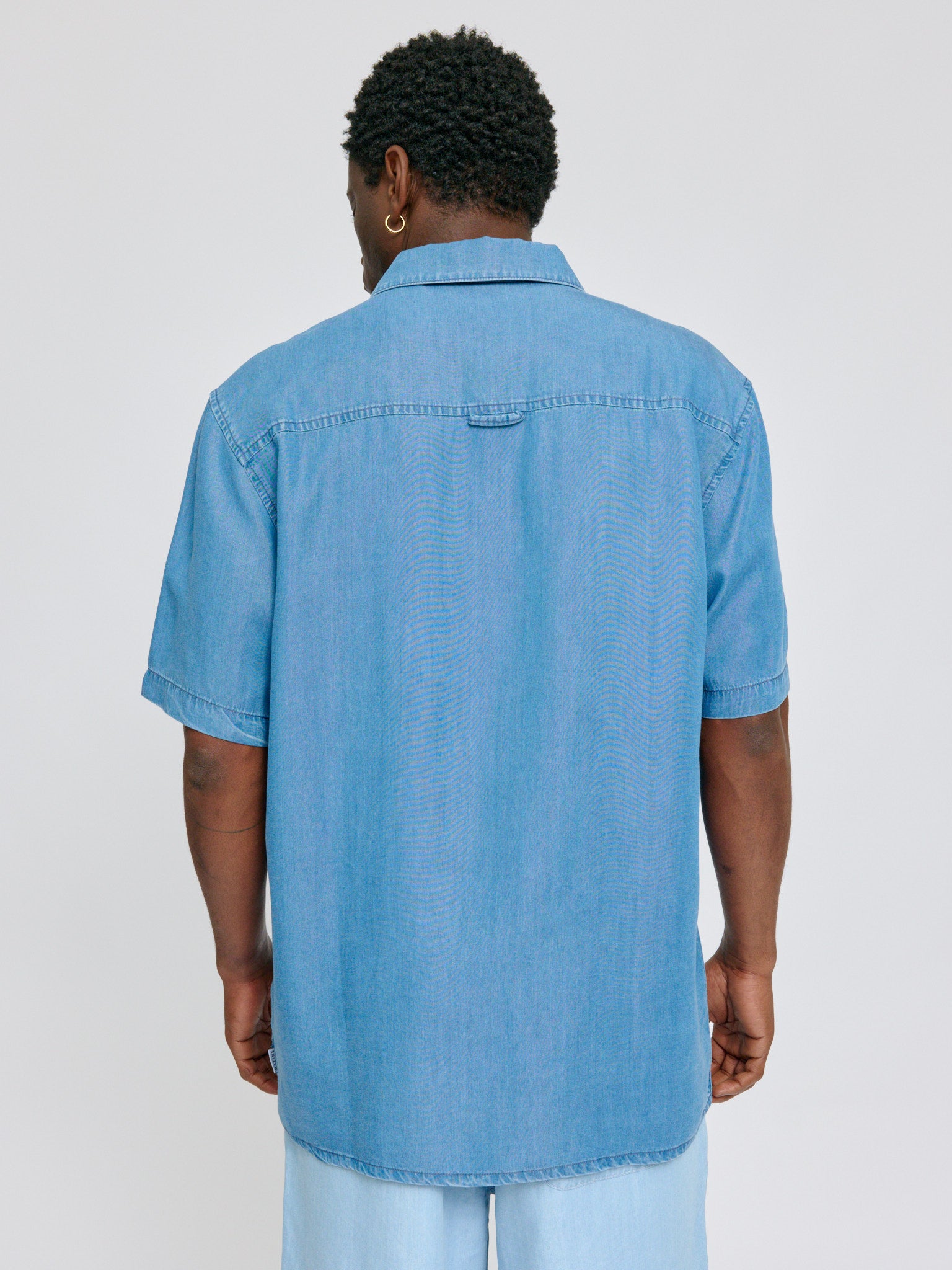 Shortsleeve Denim Shirt