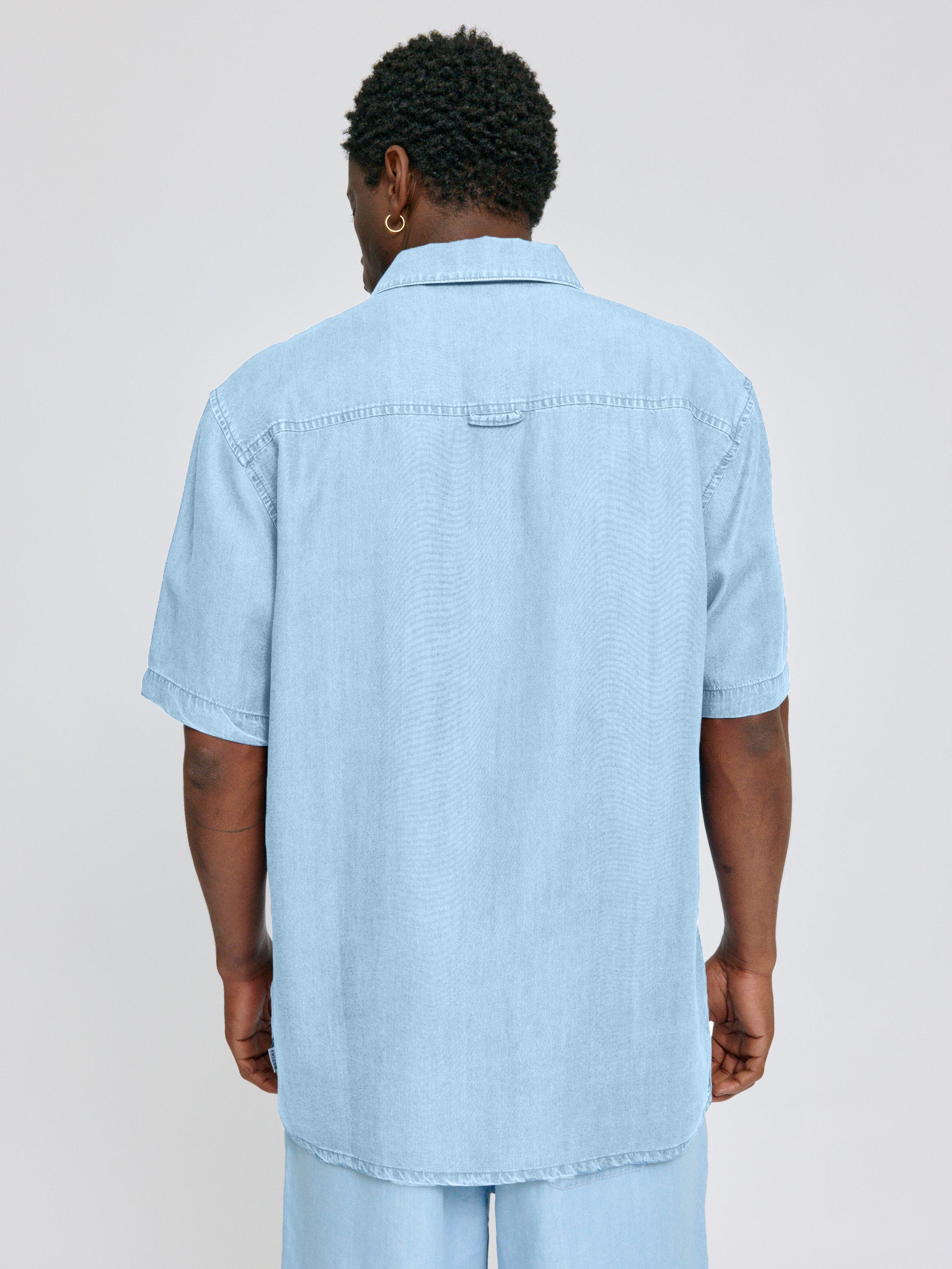Shortsleeve Denim Shirt
