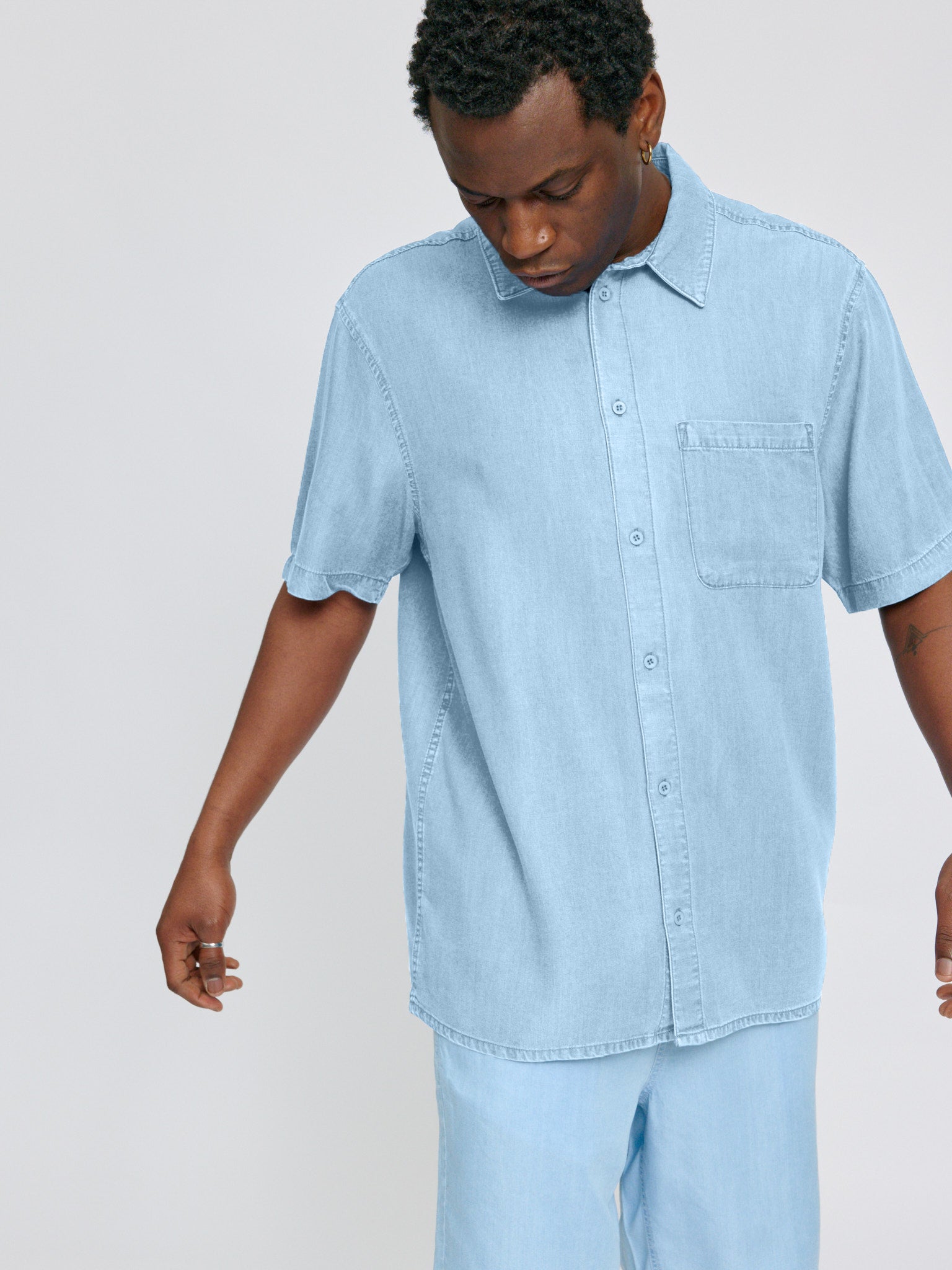 Shortsleeve Denim Shirt