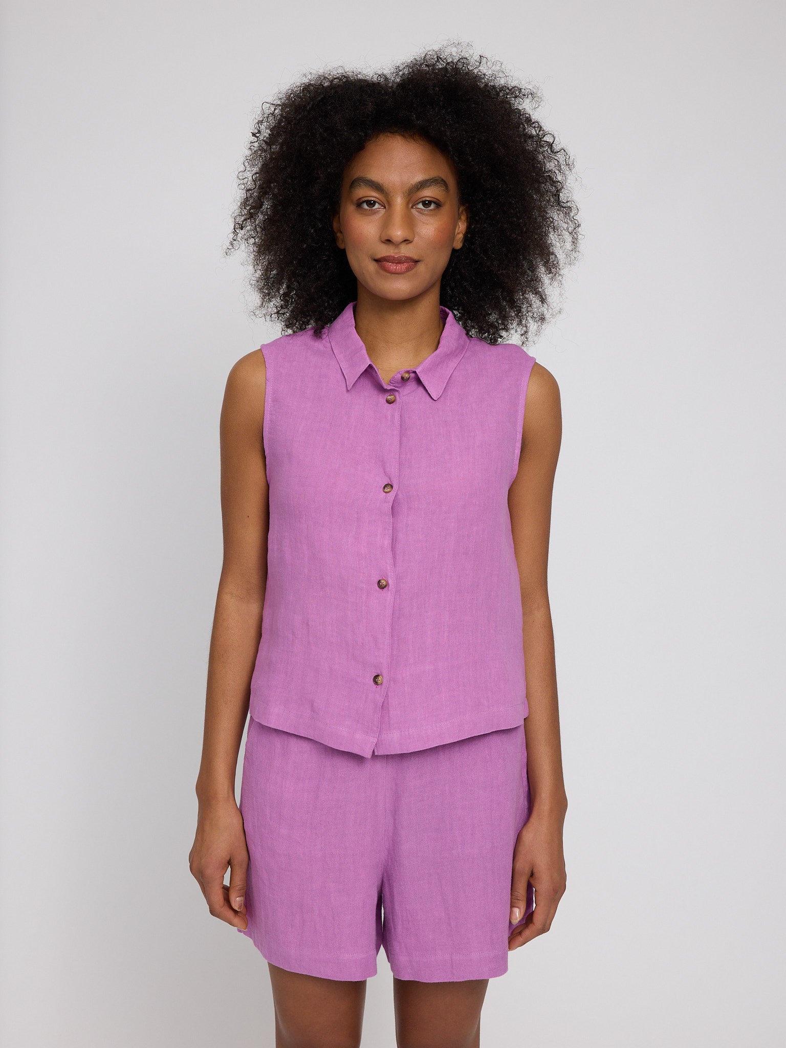 Sleeveless Linen Shirt