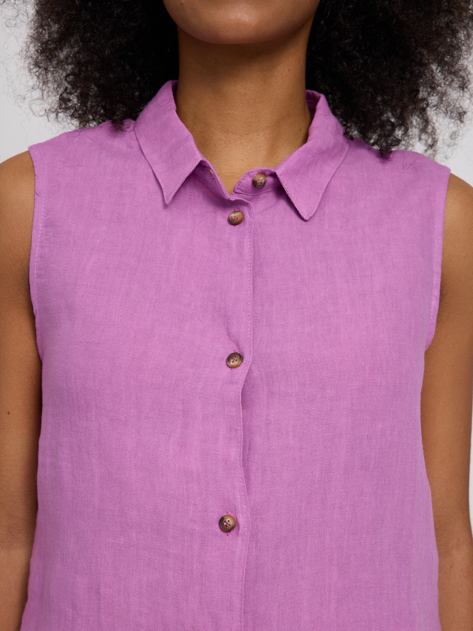 Sleeveless Linen Shirt