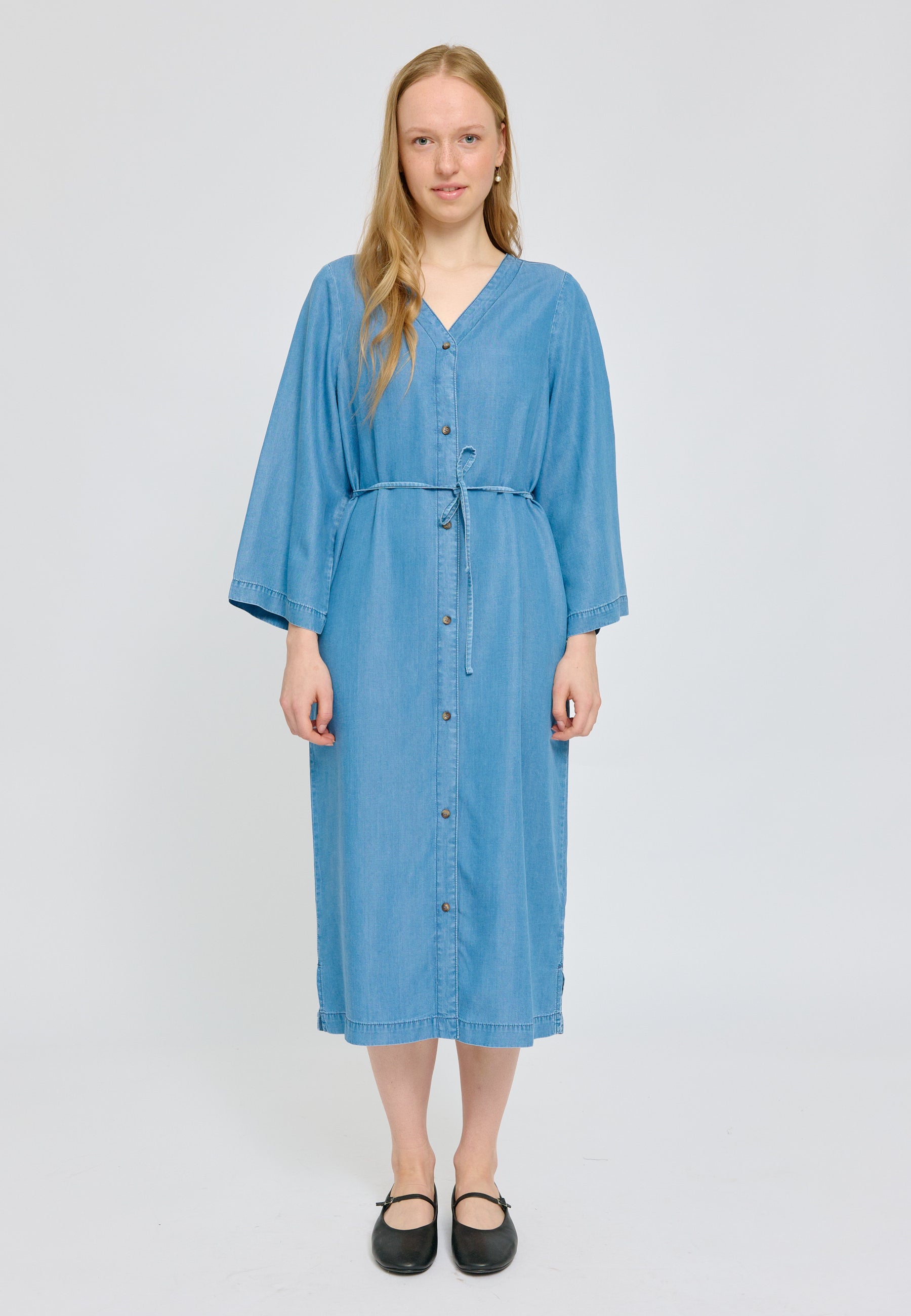 V-Neck Tenecel Midi Dress