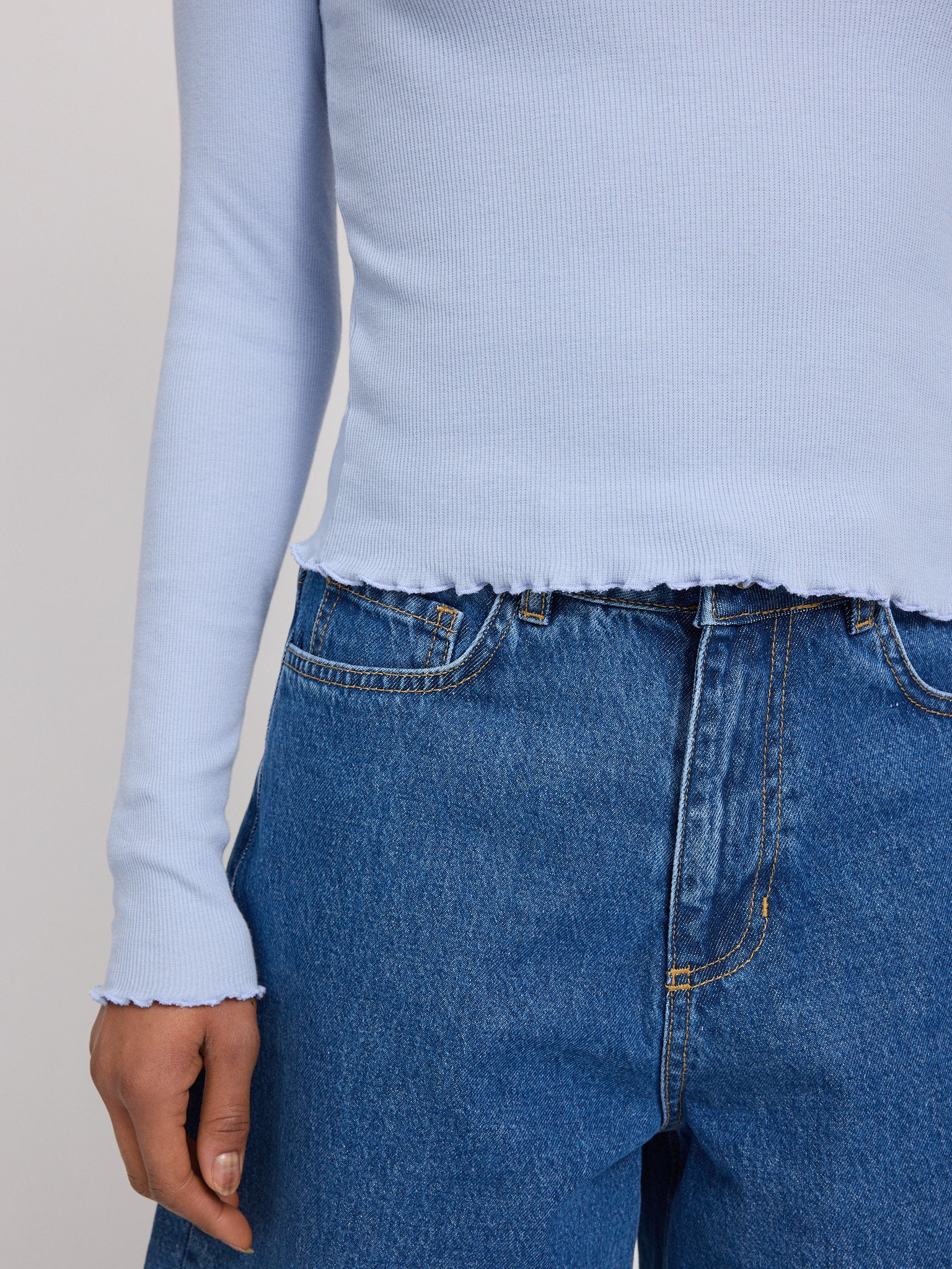 Babylock Hems Longlseeve