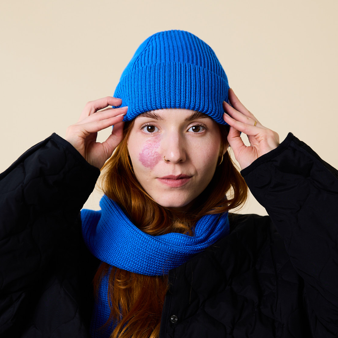 Beanie_Blau_1.png