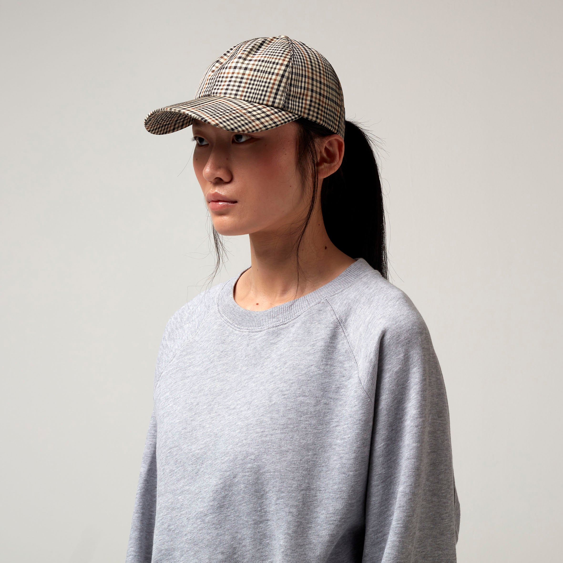 GOFRANCK_AW25_DARA_CLASSICCHECK_6.jpg