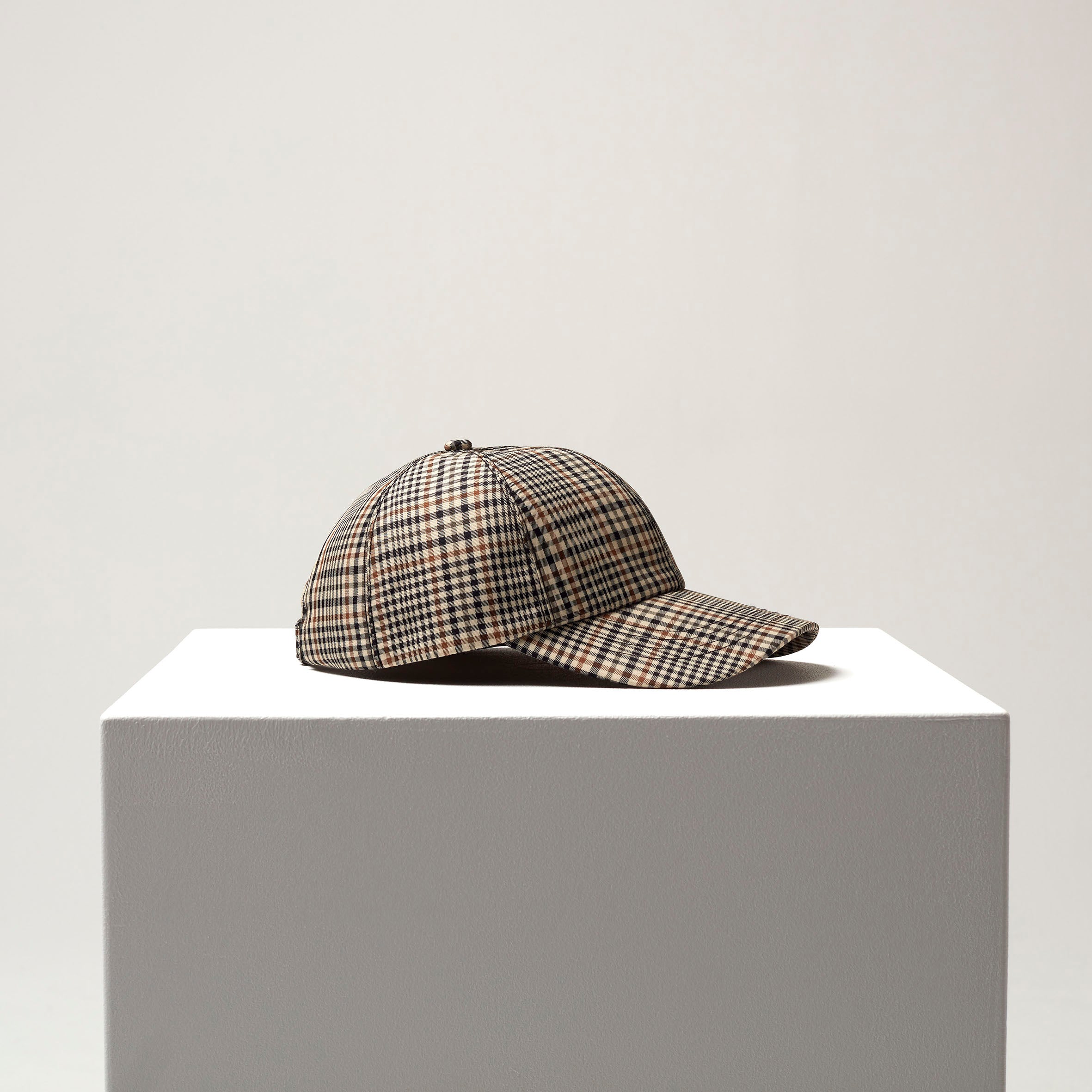 GOFRANCK_AW25_DARA_CLASSICCHECK_7.jpg
