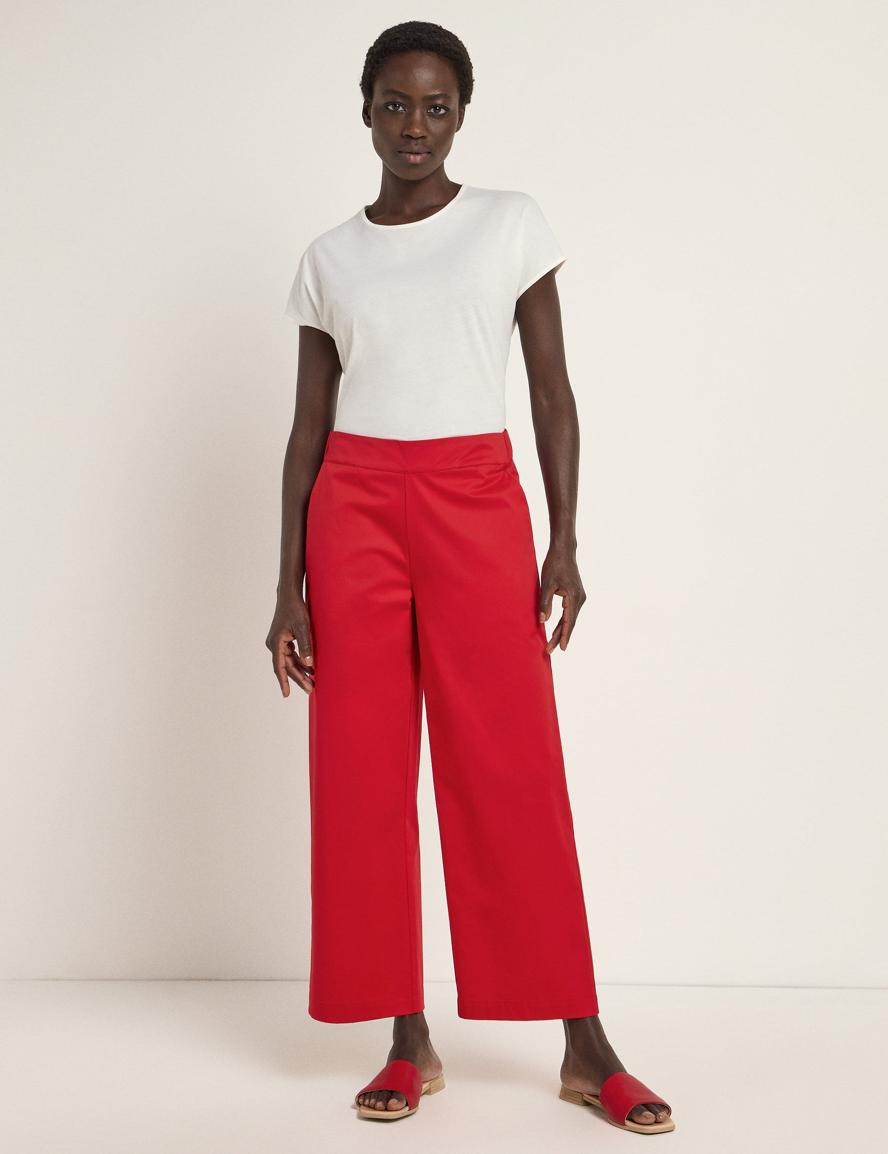 LANIUS_125_14228-376-red-34_Hose-mit-weitem-Bein_03.jpg
