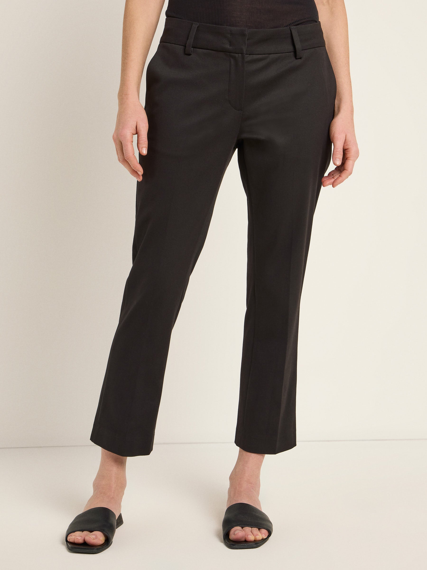 Hose mit Schmalem Bein OCS - Black