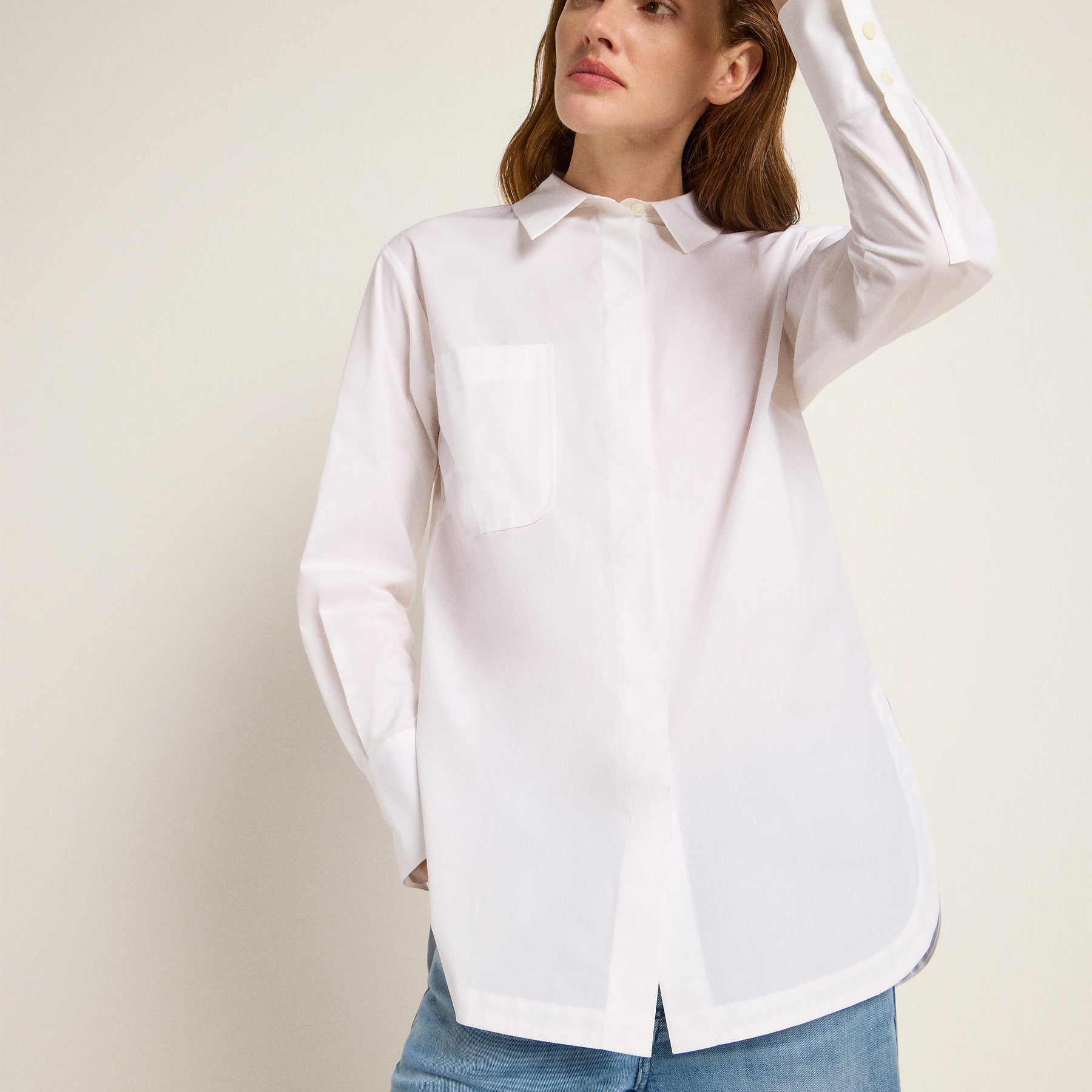 LANIUS_125_14313-100-white-34_Oversizebluse_02.jpg