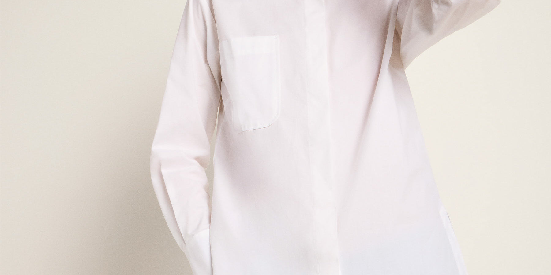 LANIUS_125_14313-100-white-34_Oversizebluse_02.jpg