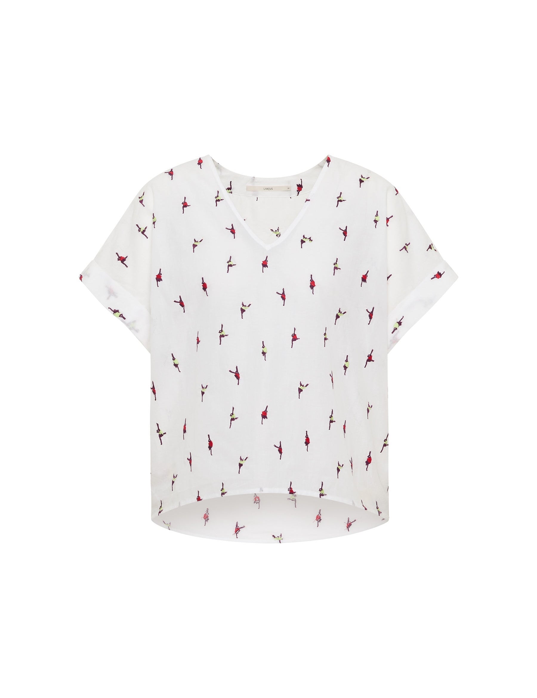 Weißes T-Shirt mit Vogelmuster auf weißem Hintergrund