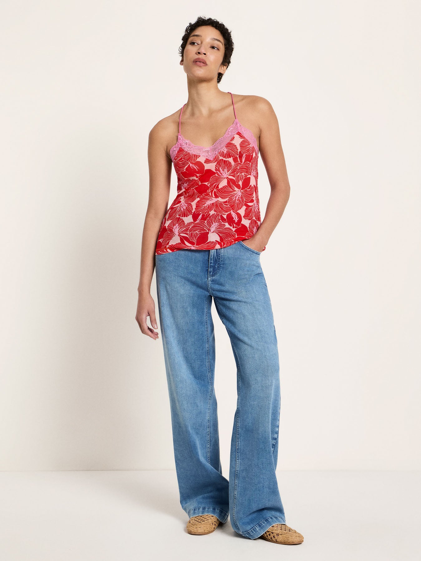 Spitzentop aus TENCEL