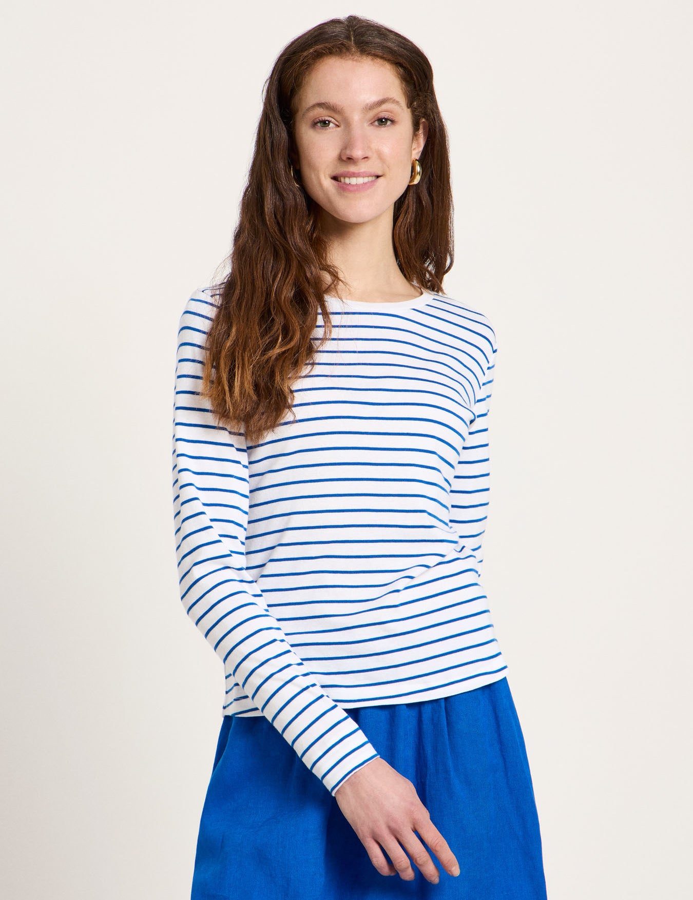 LANIUS_126_14543-00-977-white-lapis-36_Langarmshirt_02.jpg