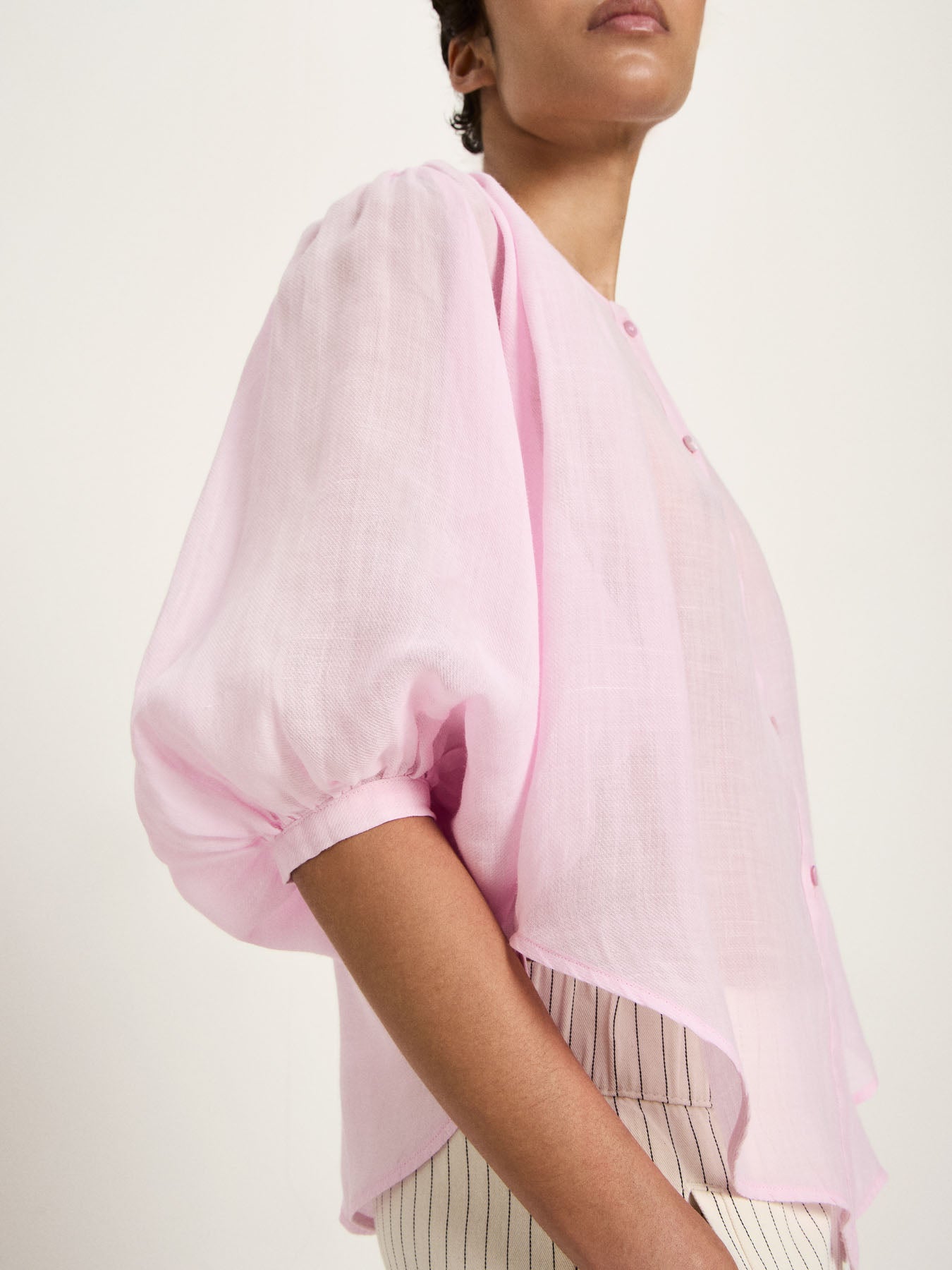 Bluse mit Kräuseln aus Ramie