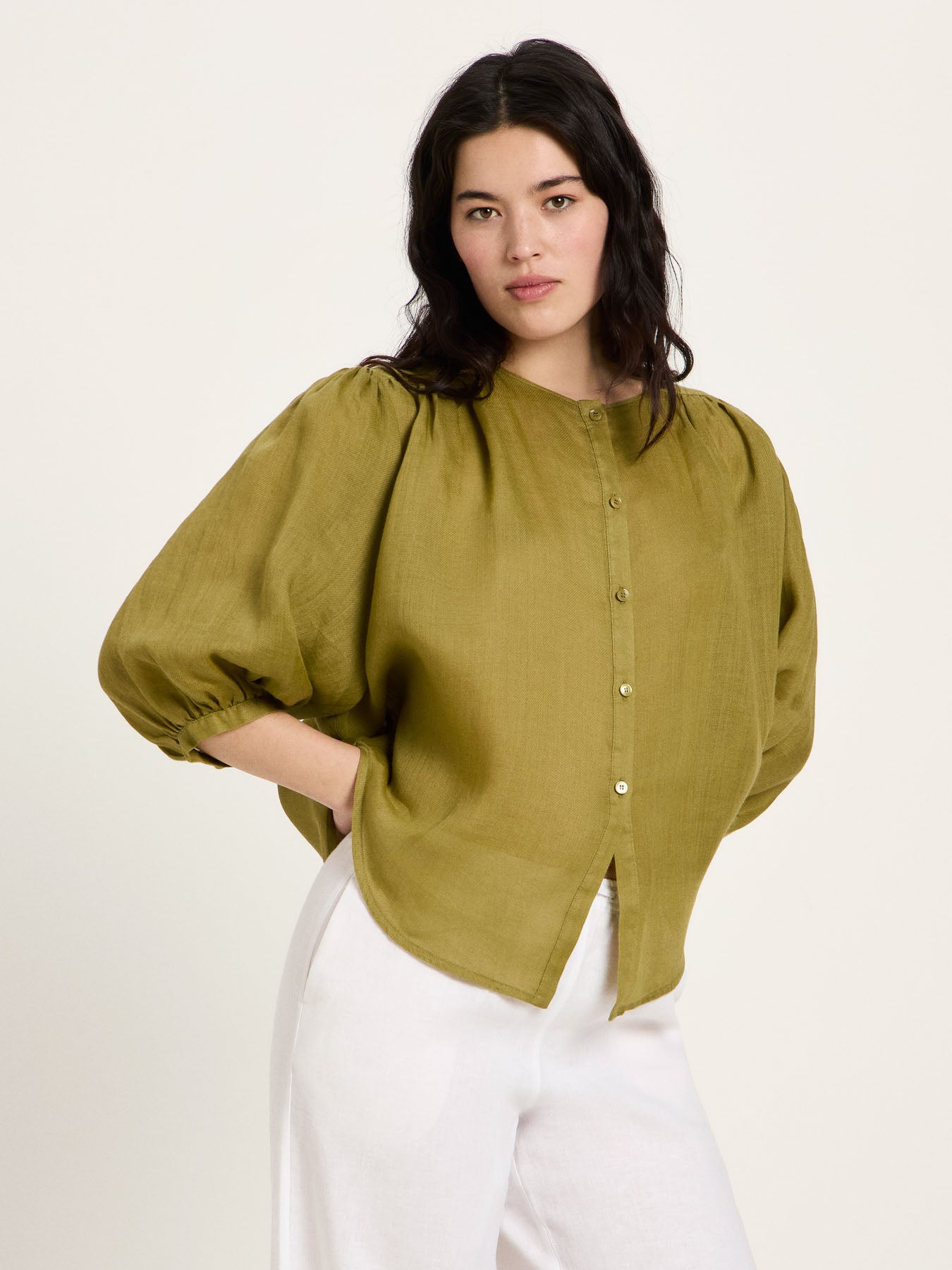 Bluse mit Kräuseln aus Ramie