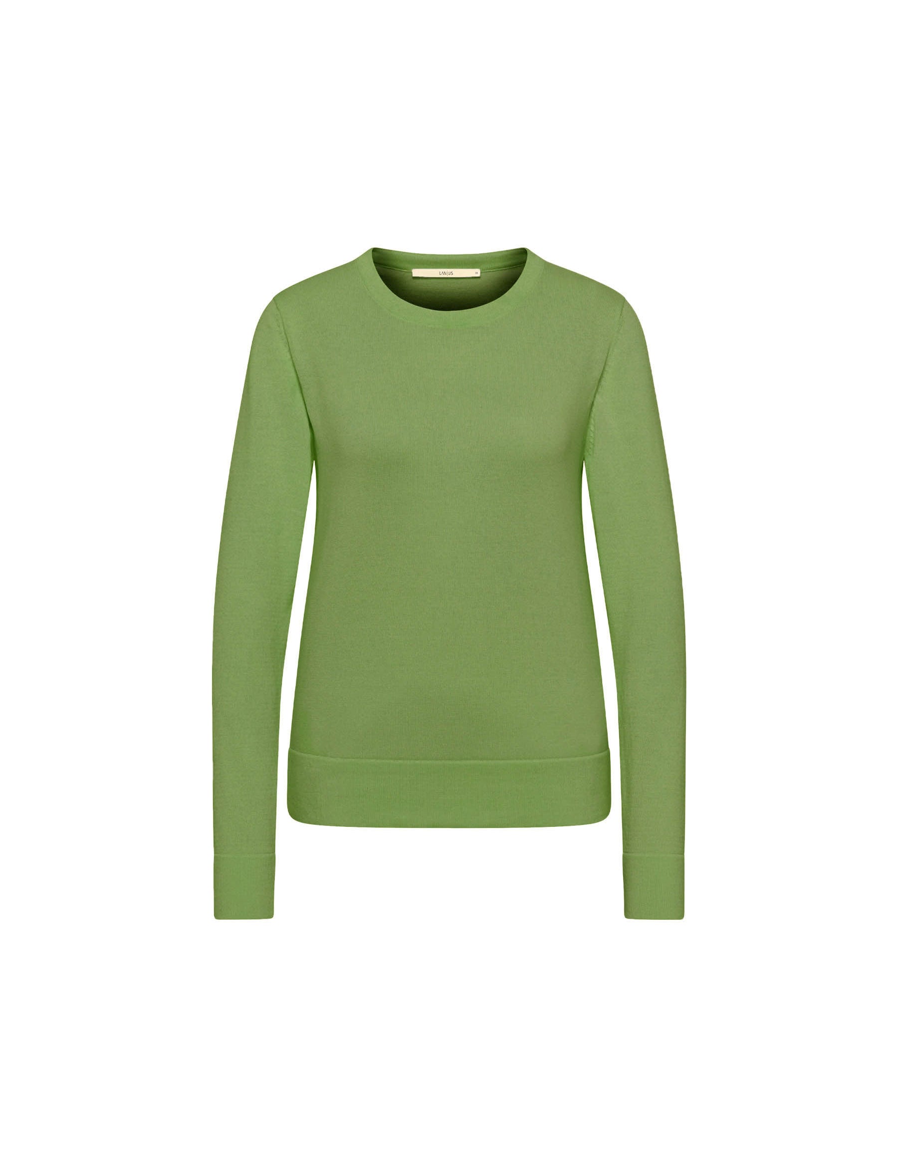 Grüner Pullover auf weißem Hintergrund