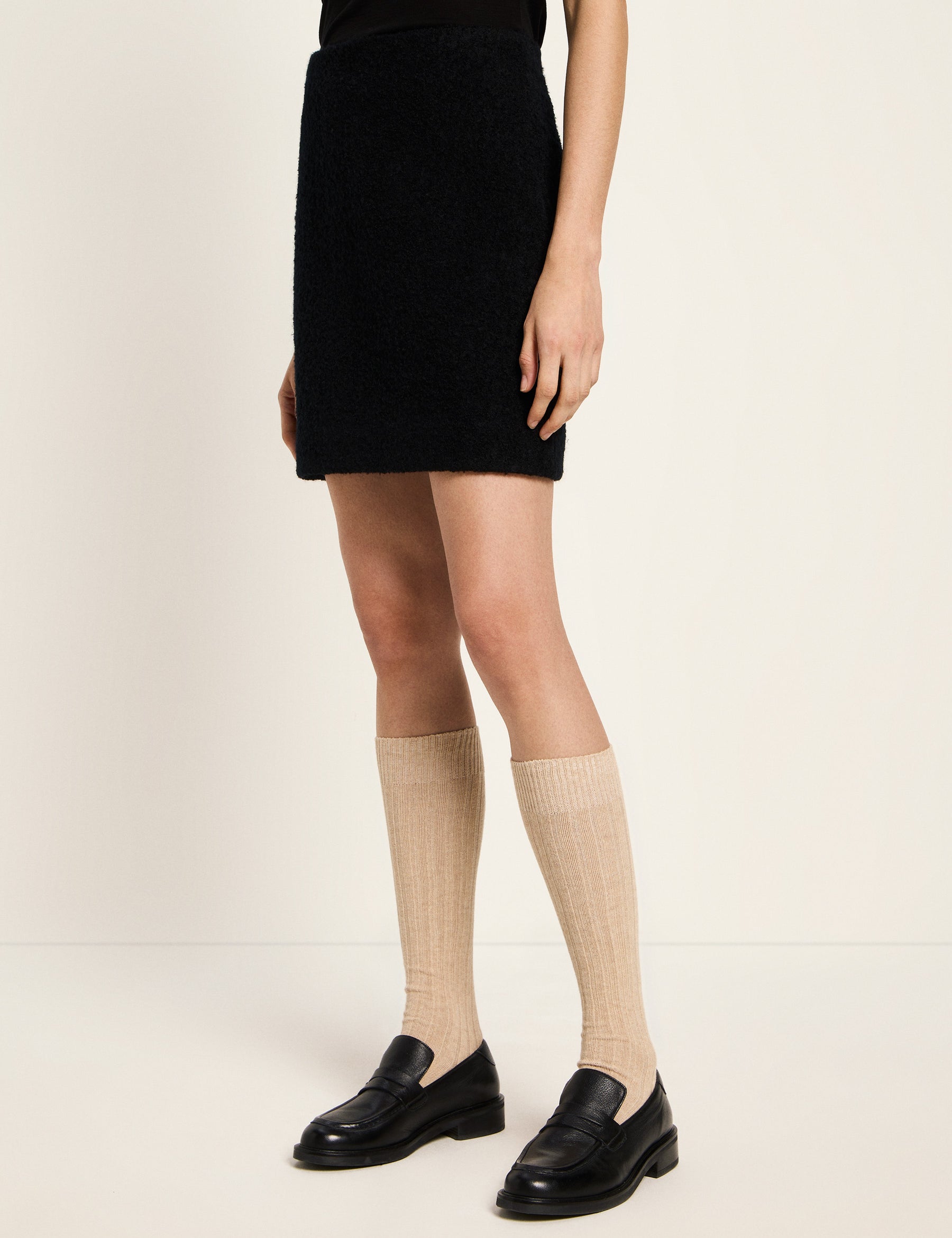 LANIUS_225_14140-00-254-beige-melange-39-42_Kniestruempfe_04.jpg