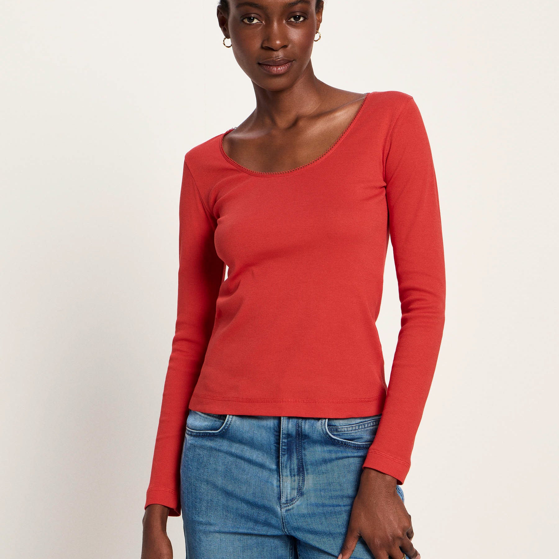 LANIUS_225_14363-00-368-red-alert-34_Langarmshirt_02_26d58f87-75eb-465b-a223-0222ec063189.jpg