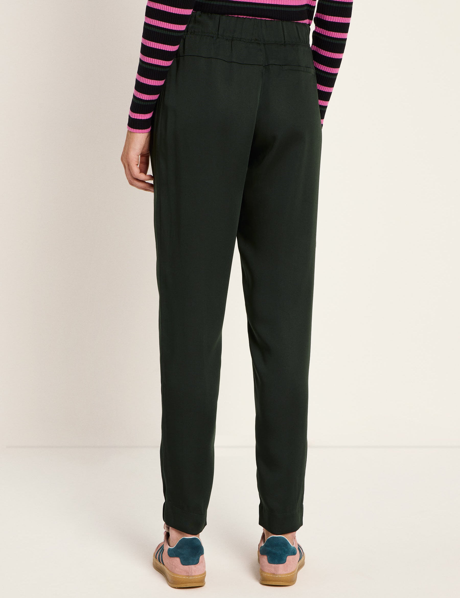 LANIUS_225_14391-00-678-forest-34_Hose_06.jpg