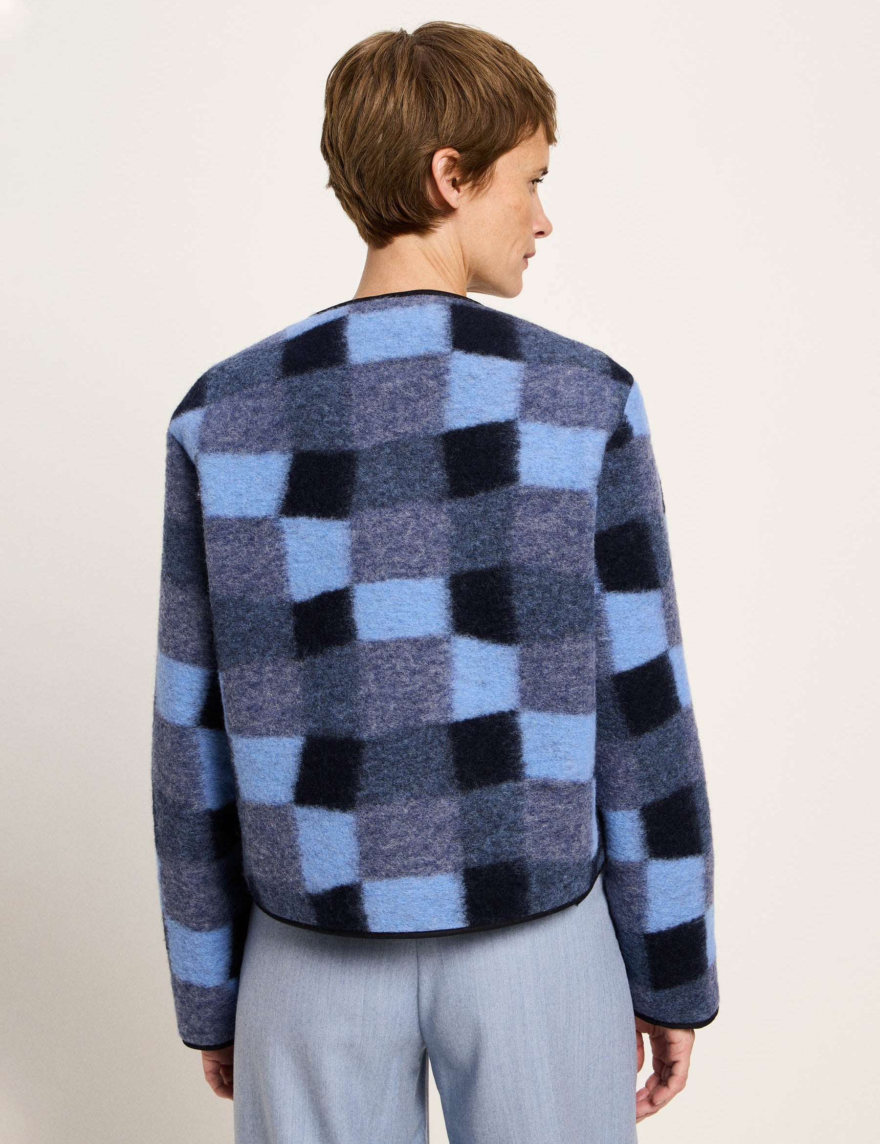 LANIUS_225_14404-00-572-blue-multicolor-34_Karo-Jacke_06.jpg