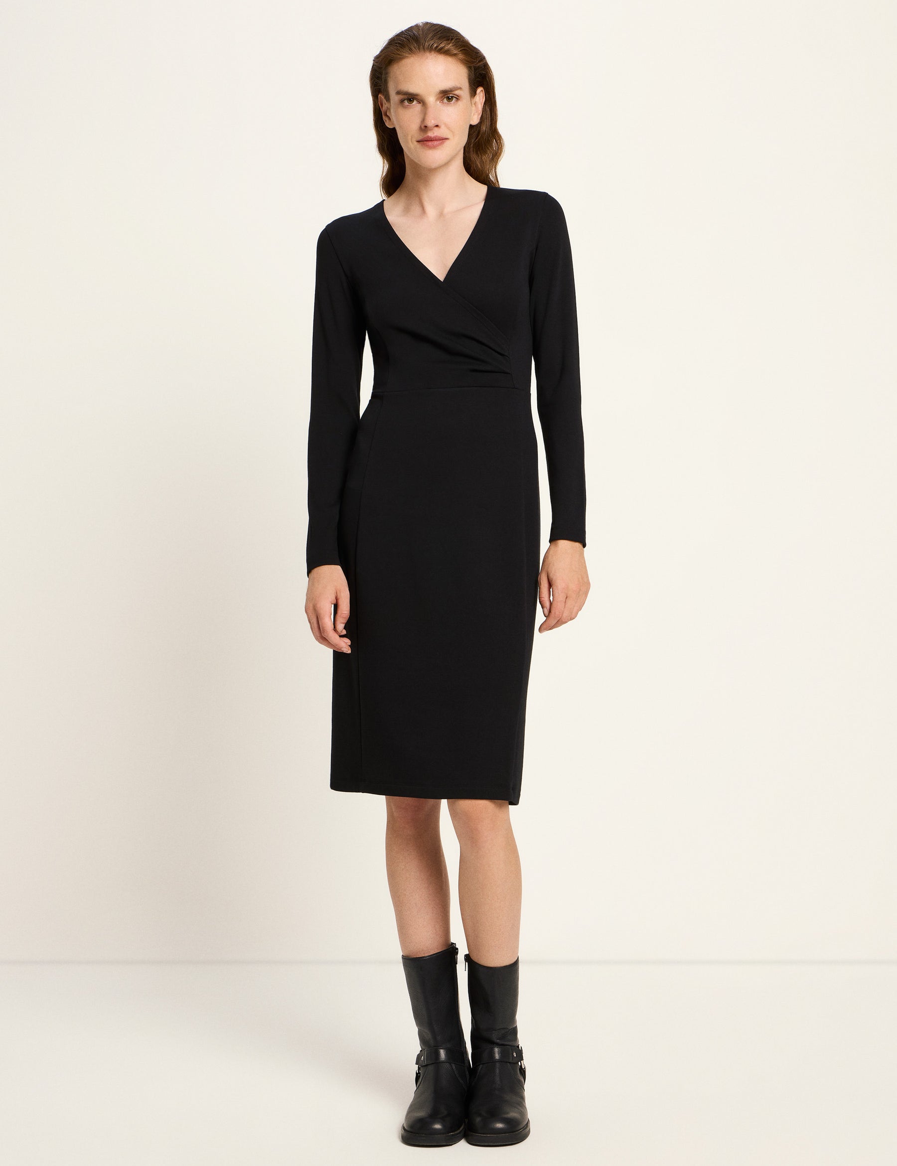 LANIUS_225_14420-00-199-black-34_Kleid-mit-Wickelopik_02.jpg