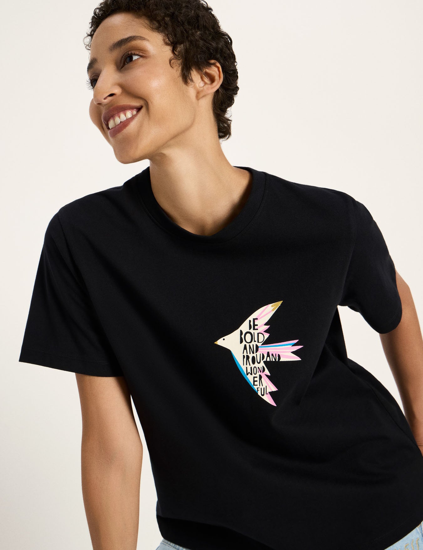 LANIUS_226_14951-00-199-black-36_Statementshirt_-BIRD-_GOTS_04.jpg