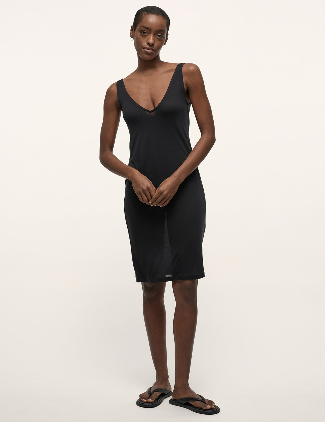 LANIUS_SS23_13433-00_Unterkleid_black_02-2.jpg