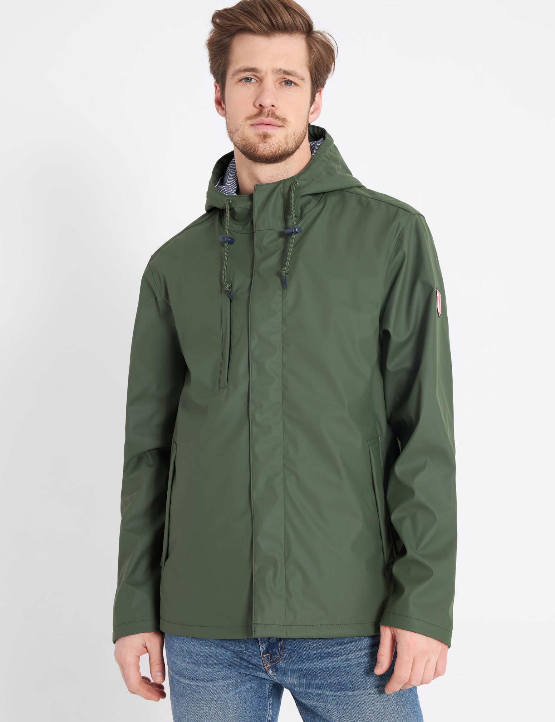 M-02-PU-Passby_fisher_RE-050-010-olive-navy_010-scaled-3.jpg