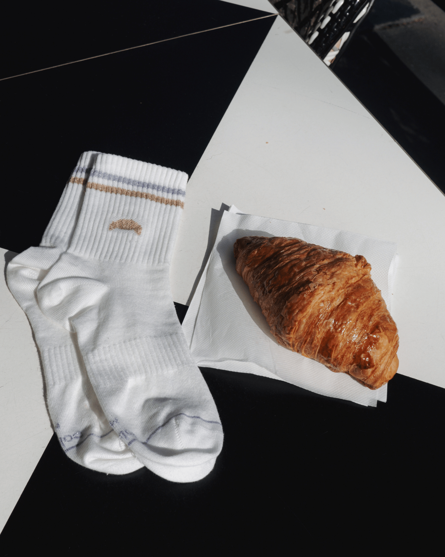 Socken Paris Croissant