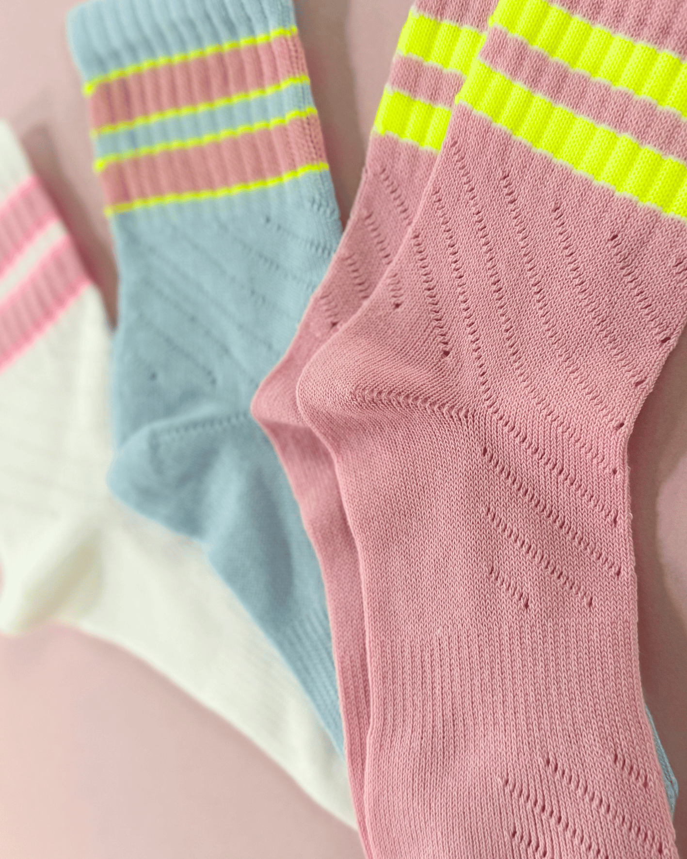 Sporty Mesh NEON