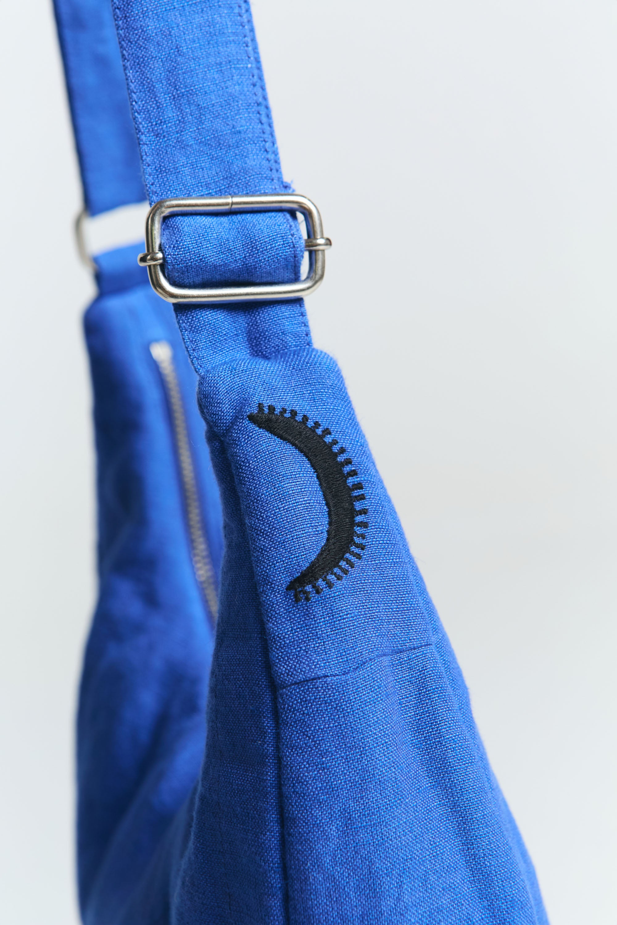 Janno Moonbag