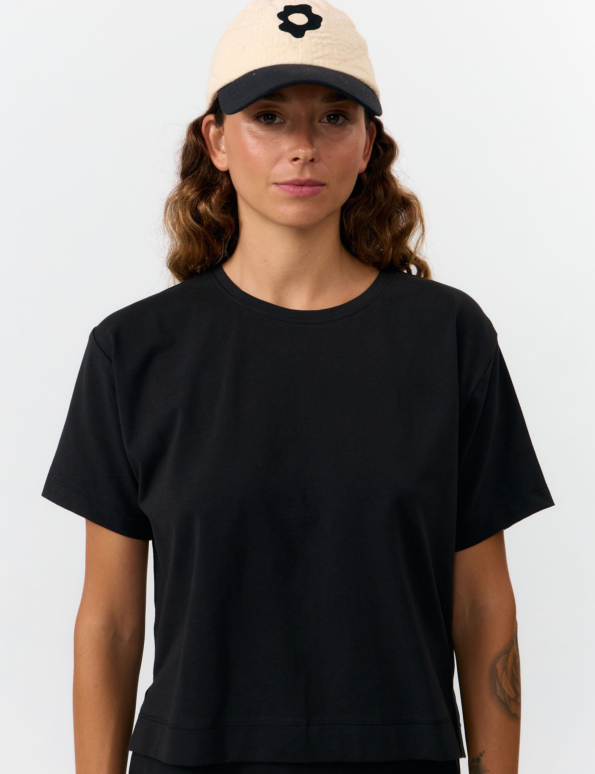 Aura Cap