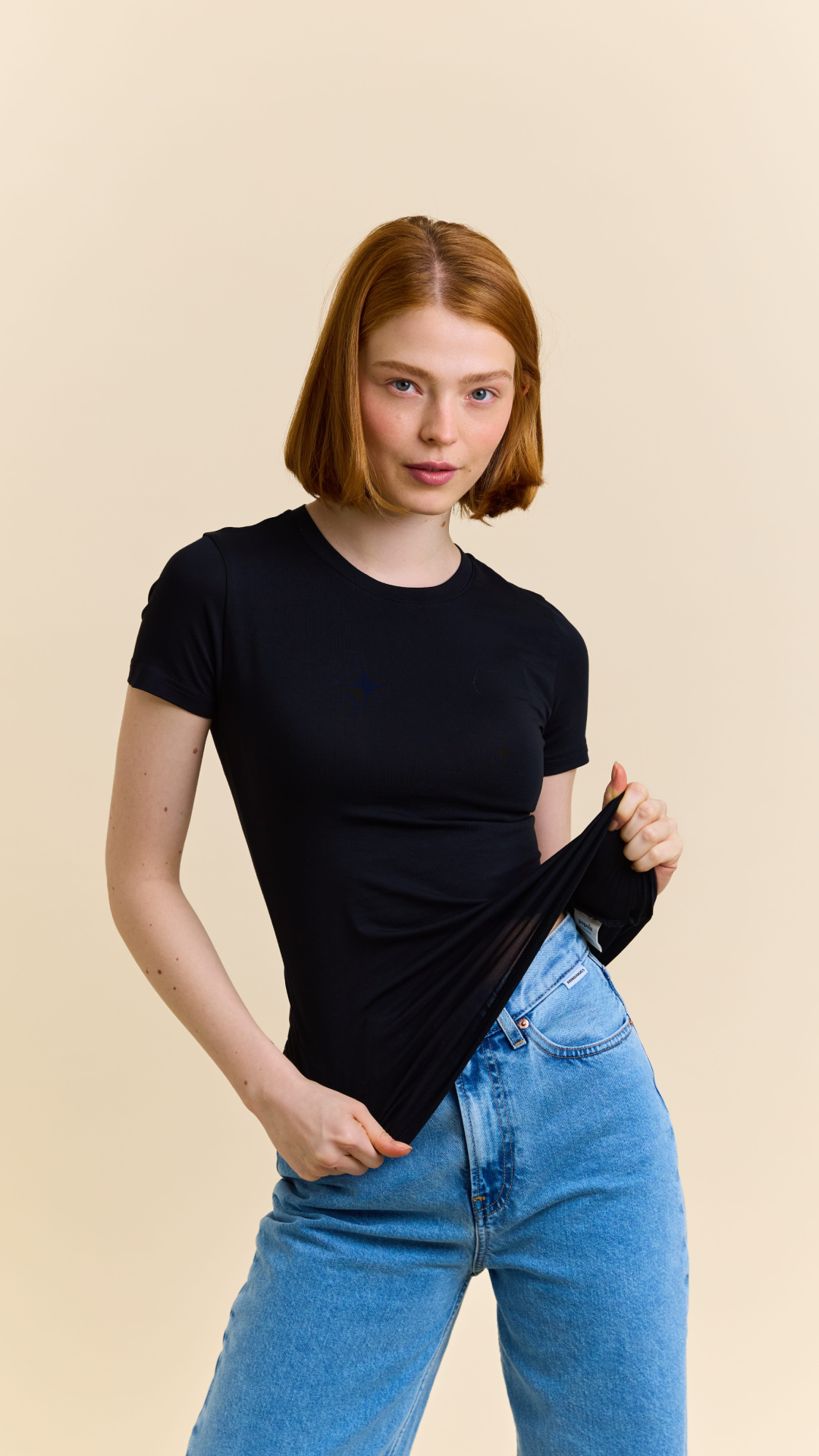 Tight T-Shirt aus Bio-Baumwolle