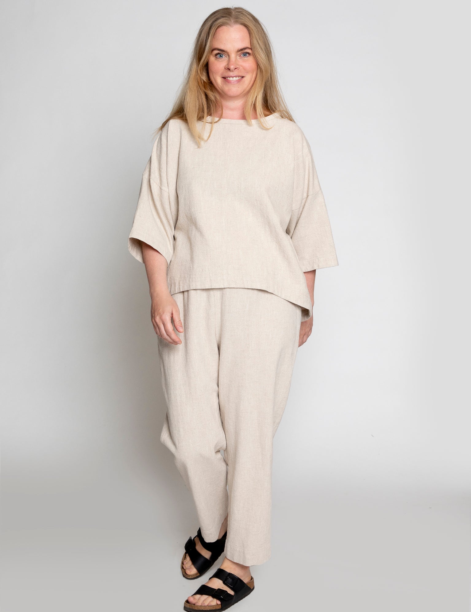 VITA_TOP_LINEN_MUSE_WEAR3.jpg