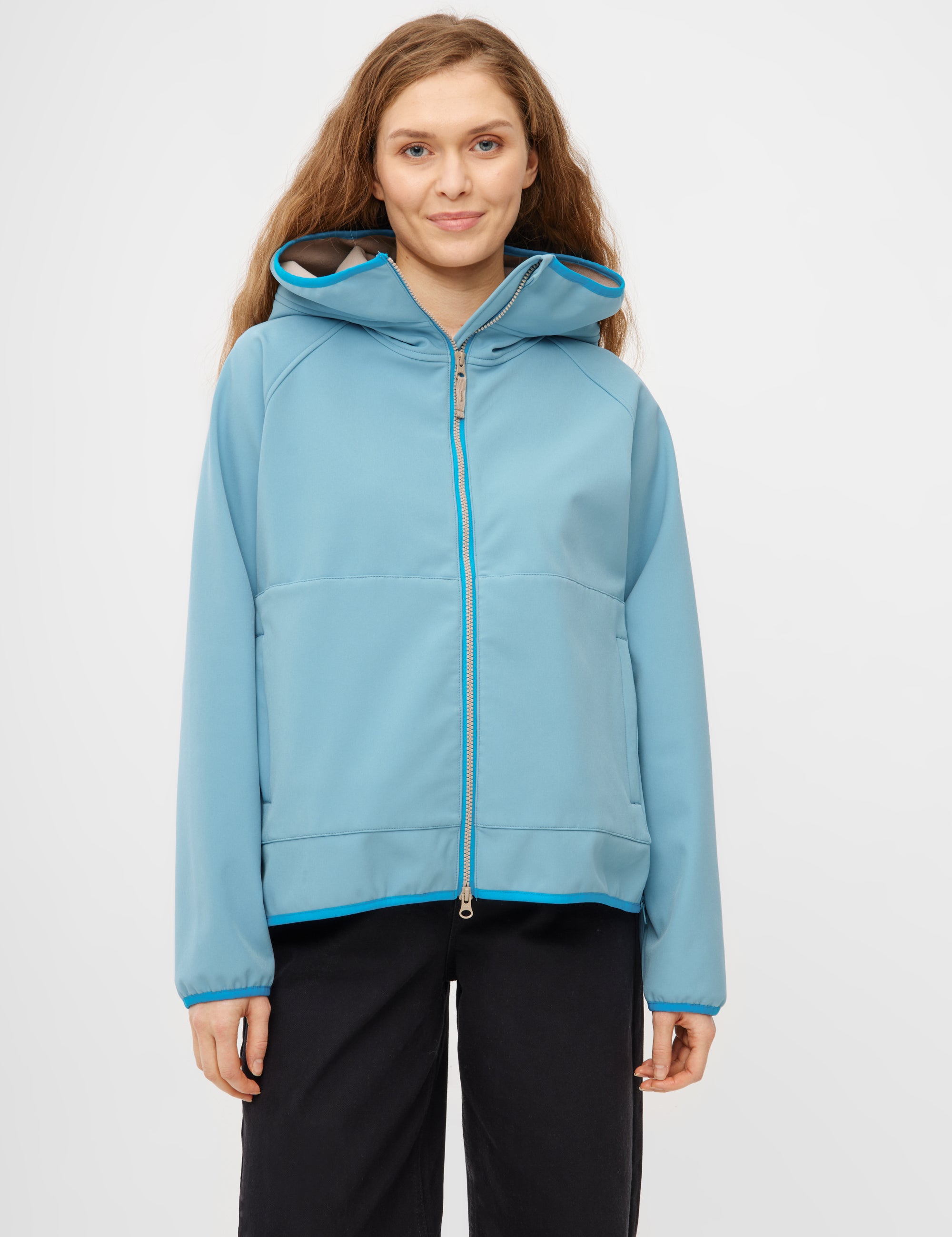 W-01-SO-Peutby_miklybluecobblestone_010.jpg