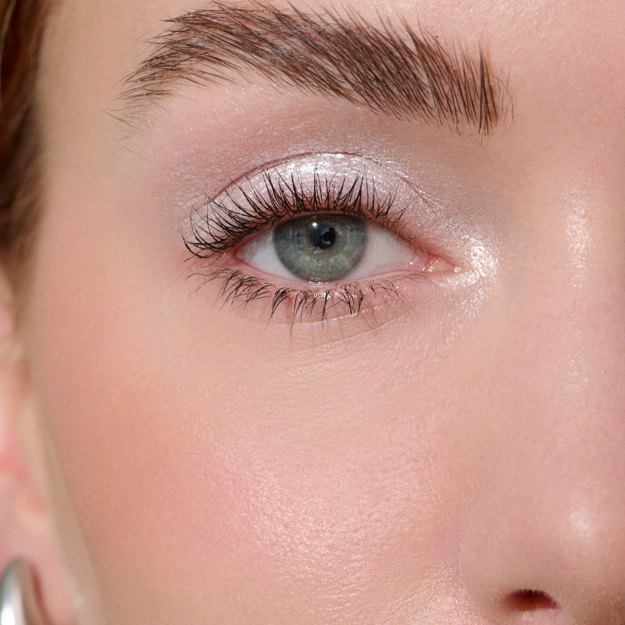 Loose Eyeshadow