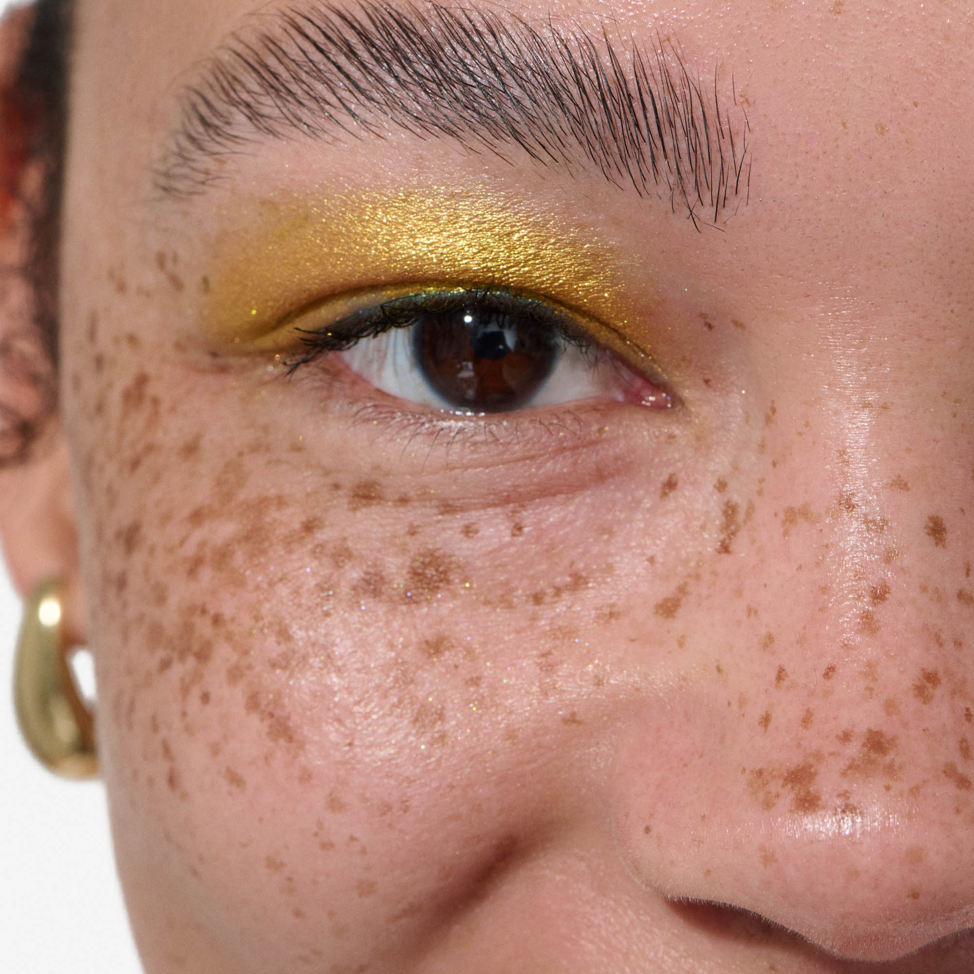Loose Eyeshadow